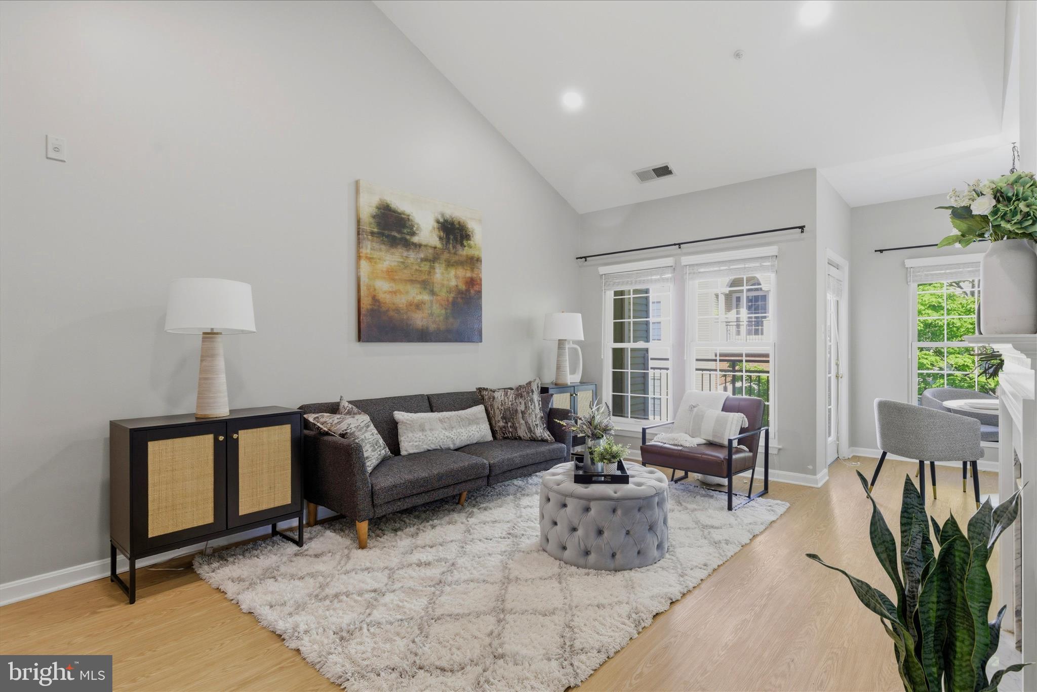 4139 FOUNTAINSIDE LANE 302