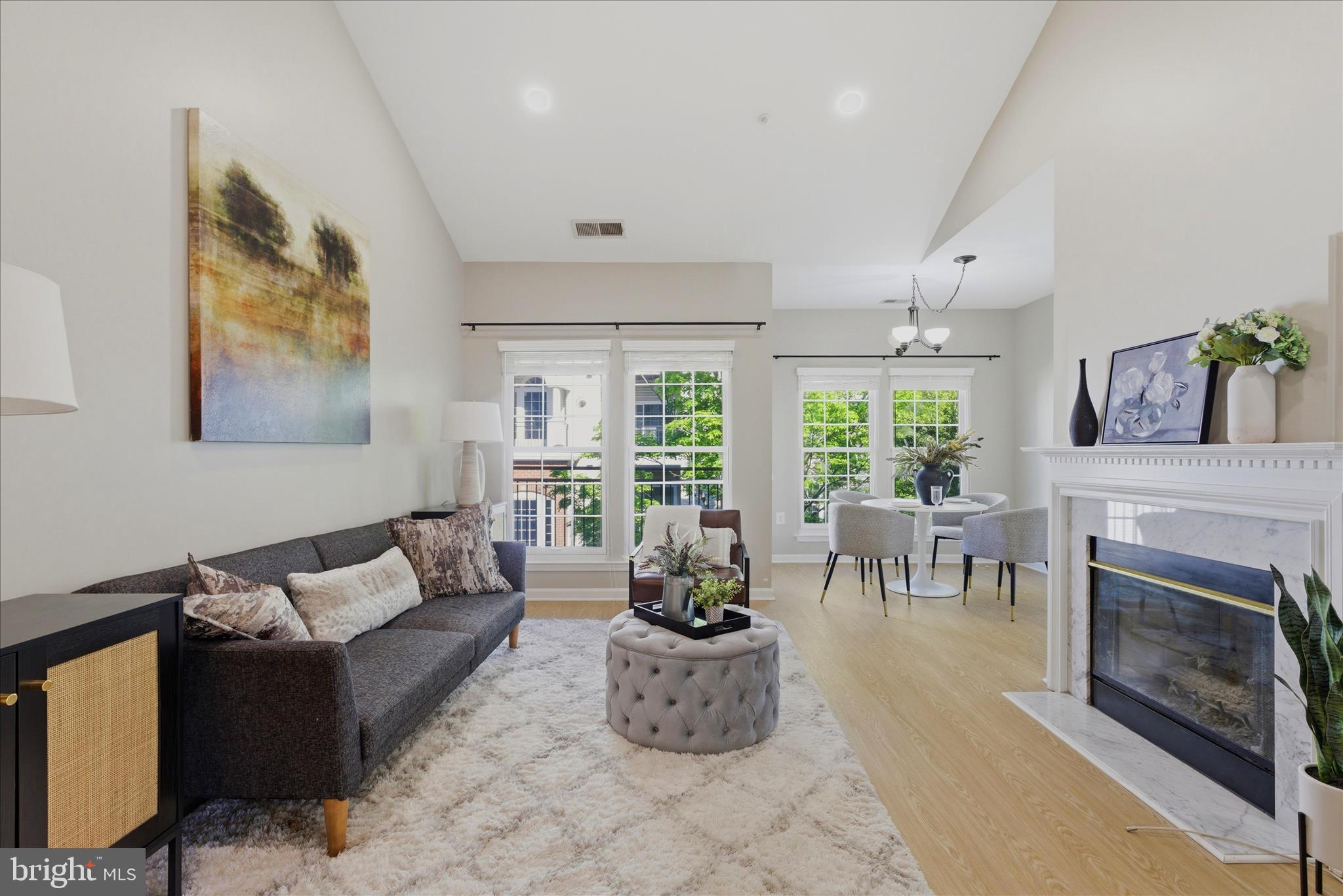 4139 FOUNTAINSIDE LANE 302