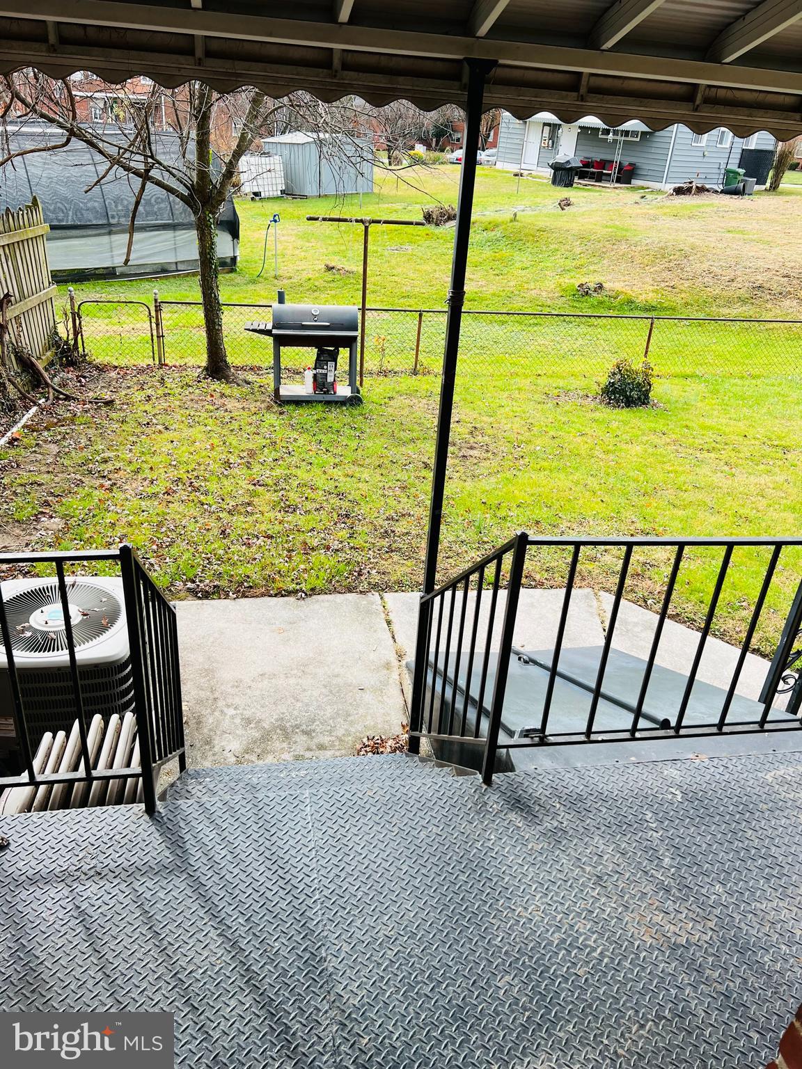 HAMILTON HILLS - Residential Lease