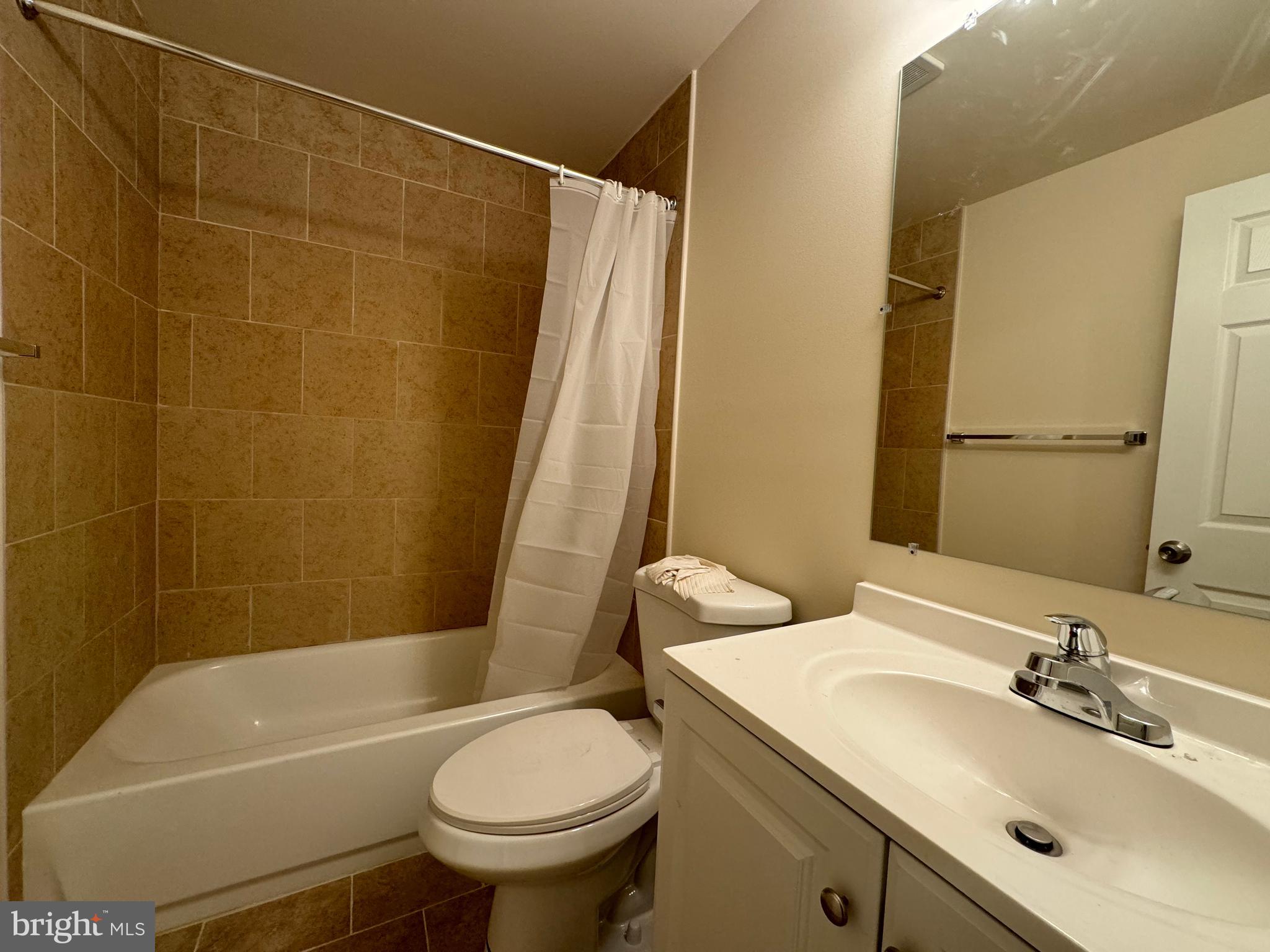 VILLAGE OF DEER PARK - Residential Lease