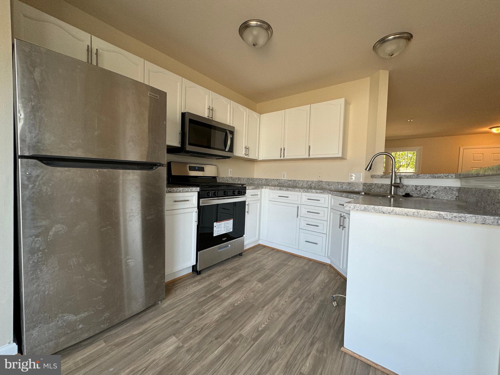 VILLAGE OF DEER PARK - Residential Lease