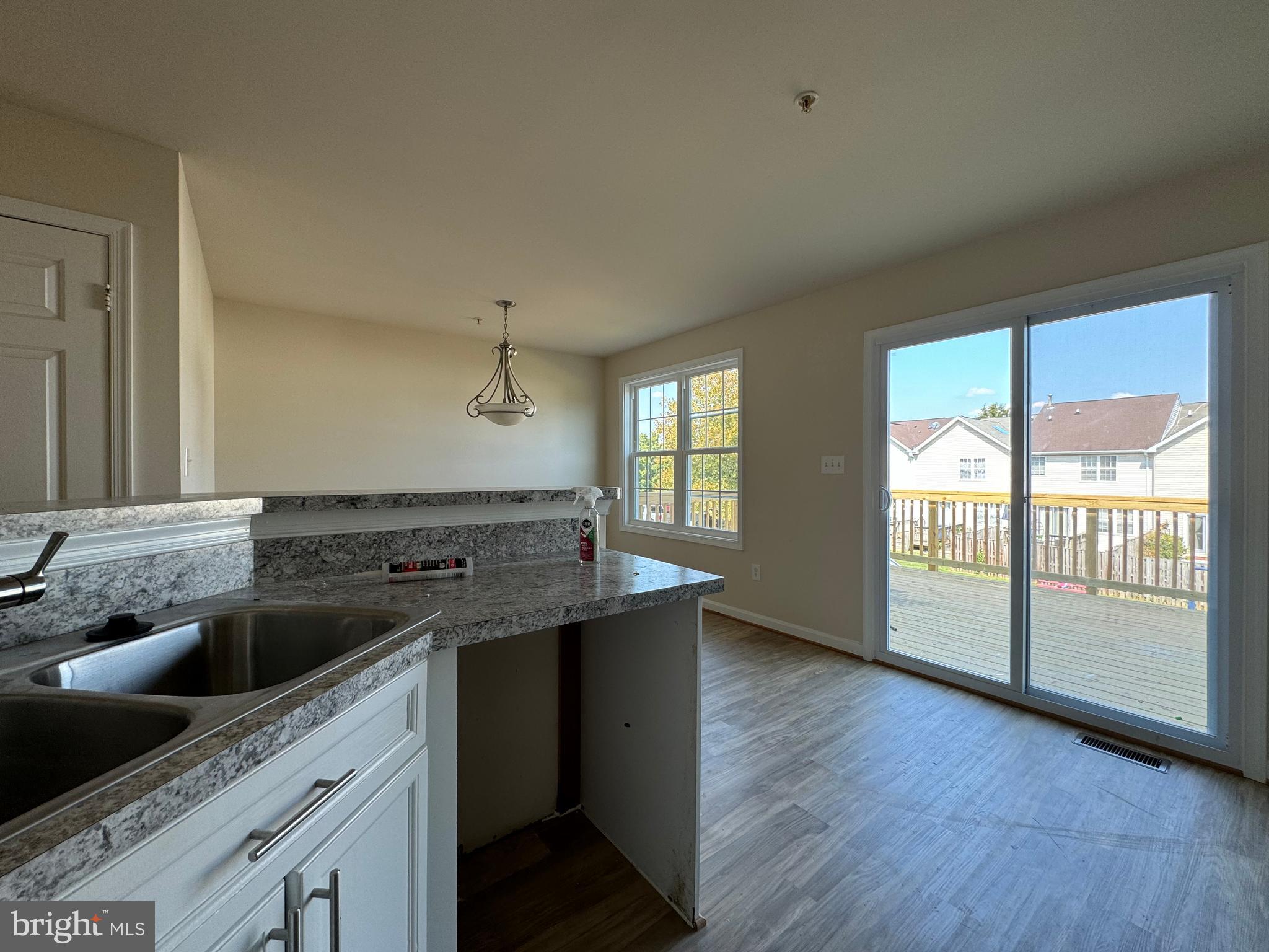 VILLAGE OF DEER PARK - Residential Lease