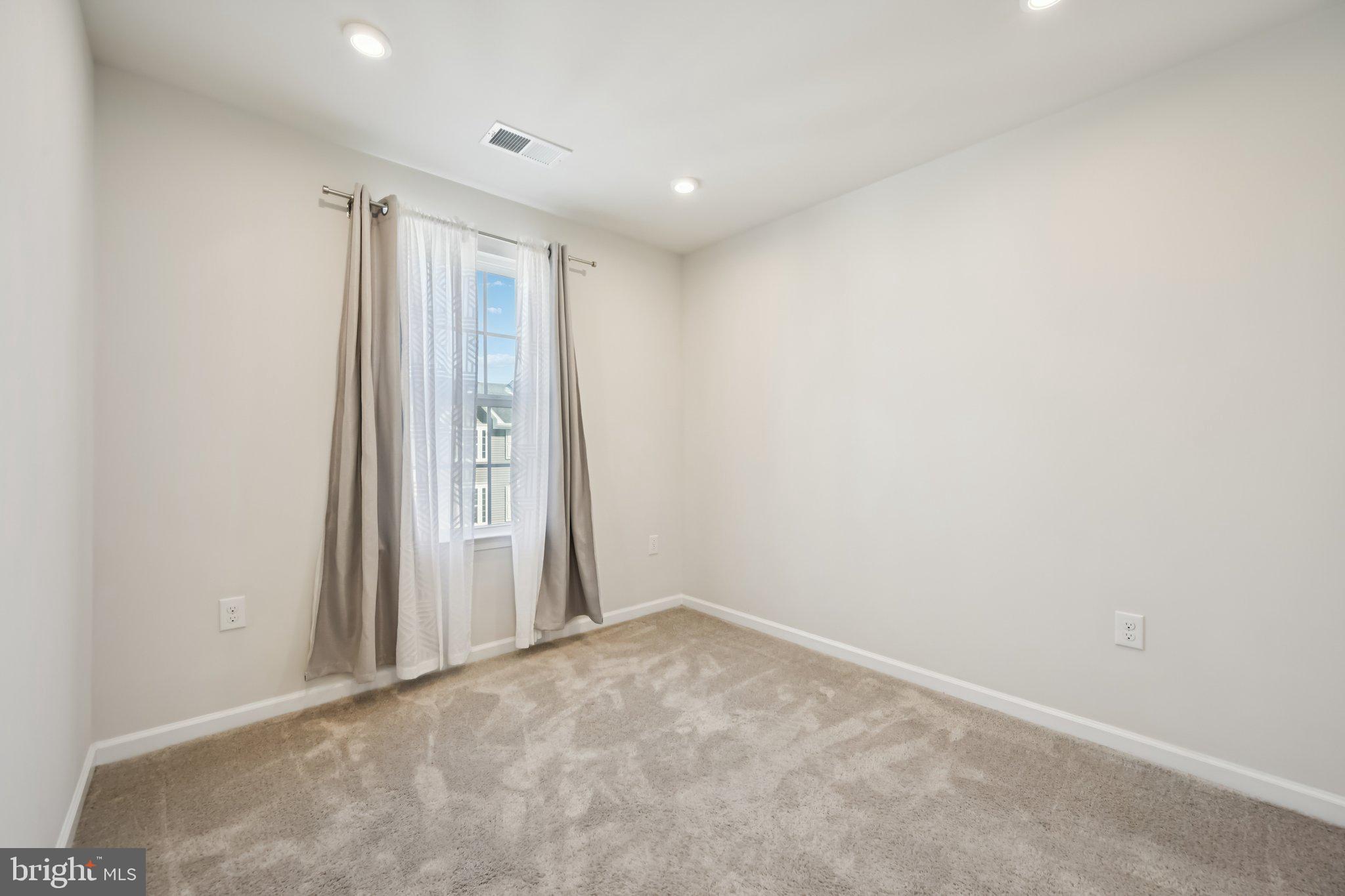 ANDALE GREEN - Residential