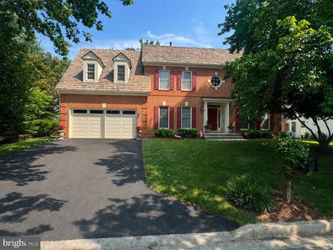 Homes For Sale - 15602 Blackberry Drive<br/> GAITHERSBURG, MD 20878