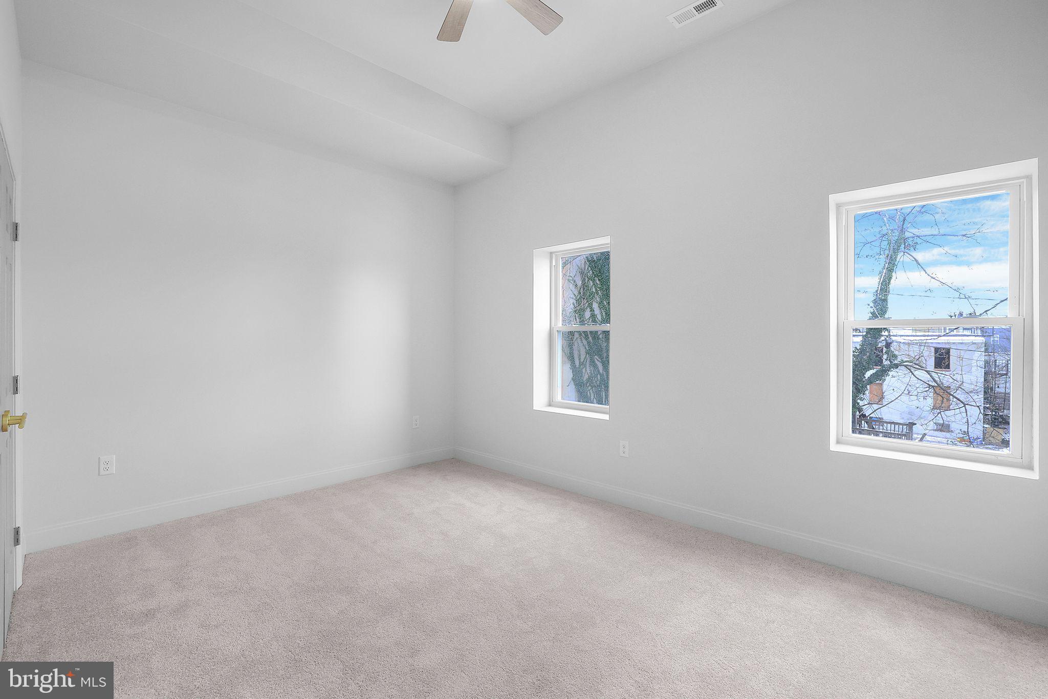 MOUNT CLARE - Residential