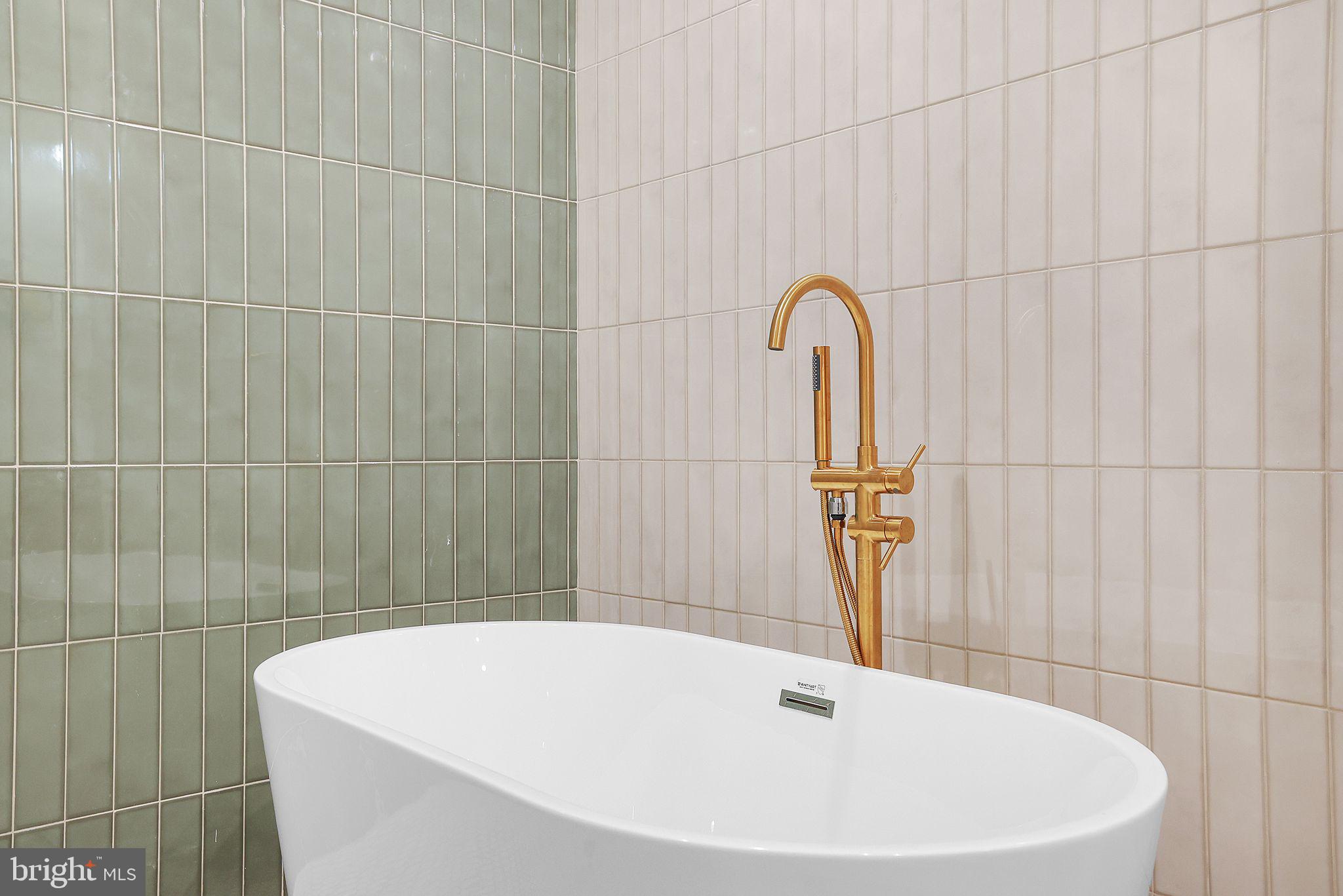 MOUNT CLARE - Residential