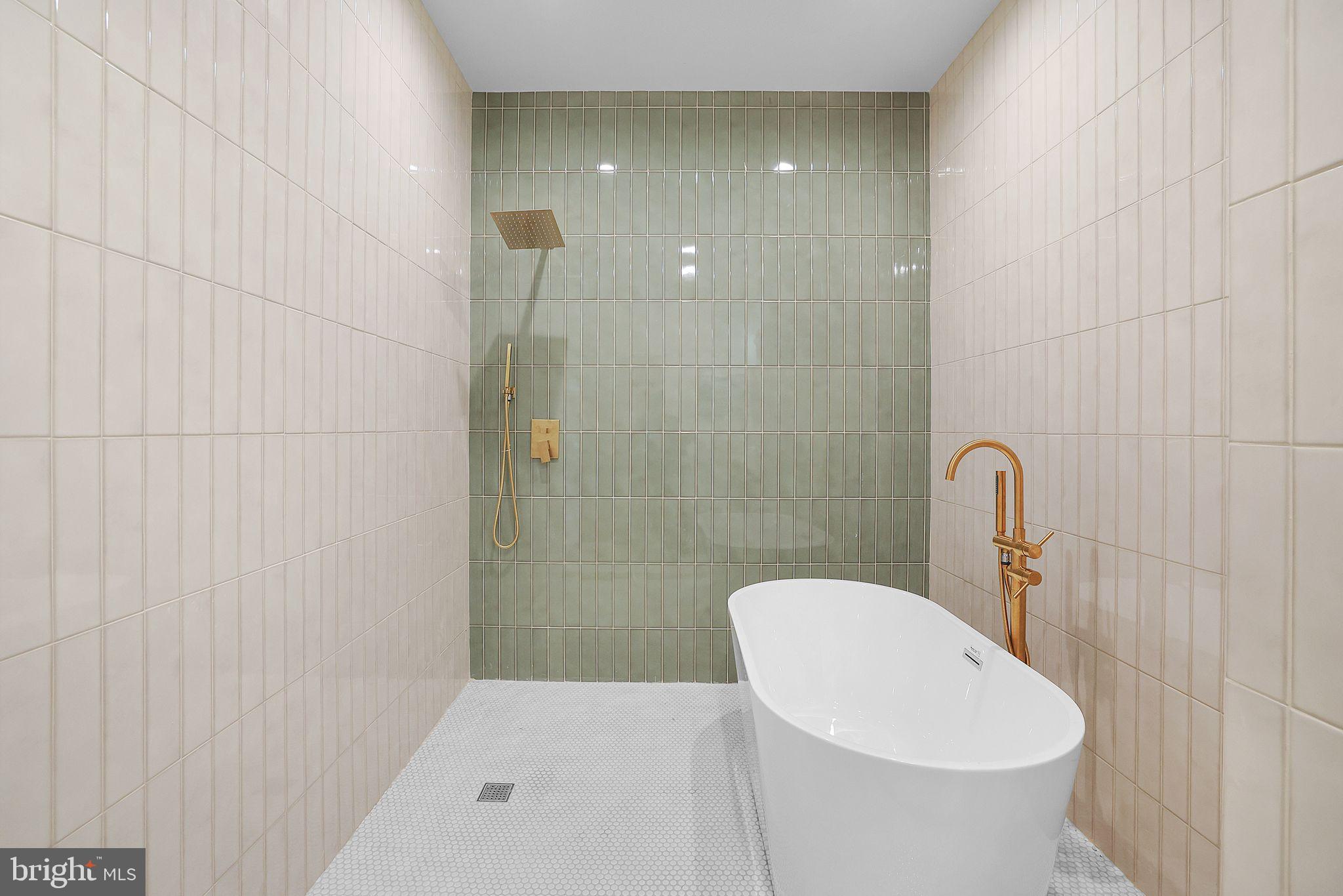 MOUNT CLARE - Residential