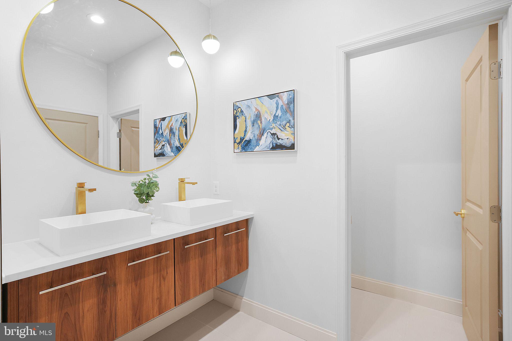 MOUNT CLARE - Residential