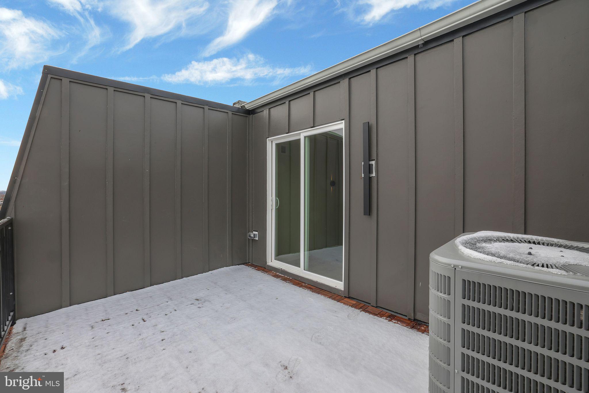 MOUNT CLARE - Residential