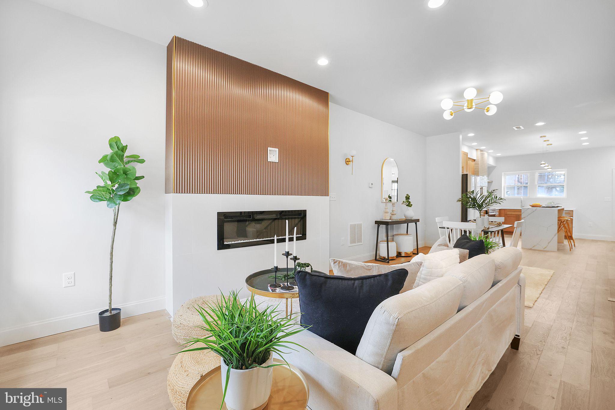 MOUNT CLARE - Residential