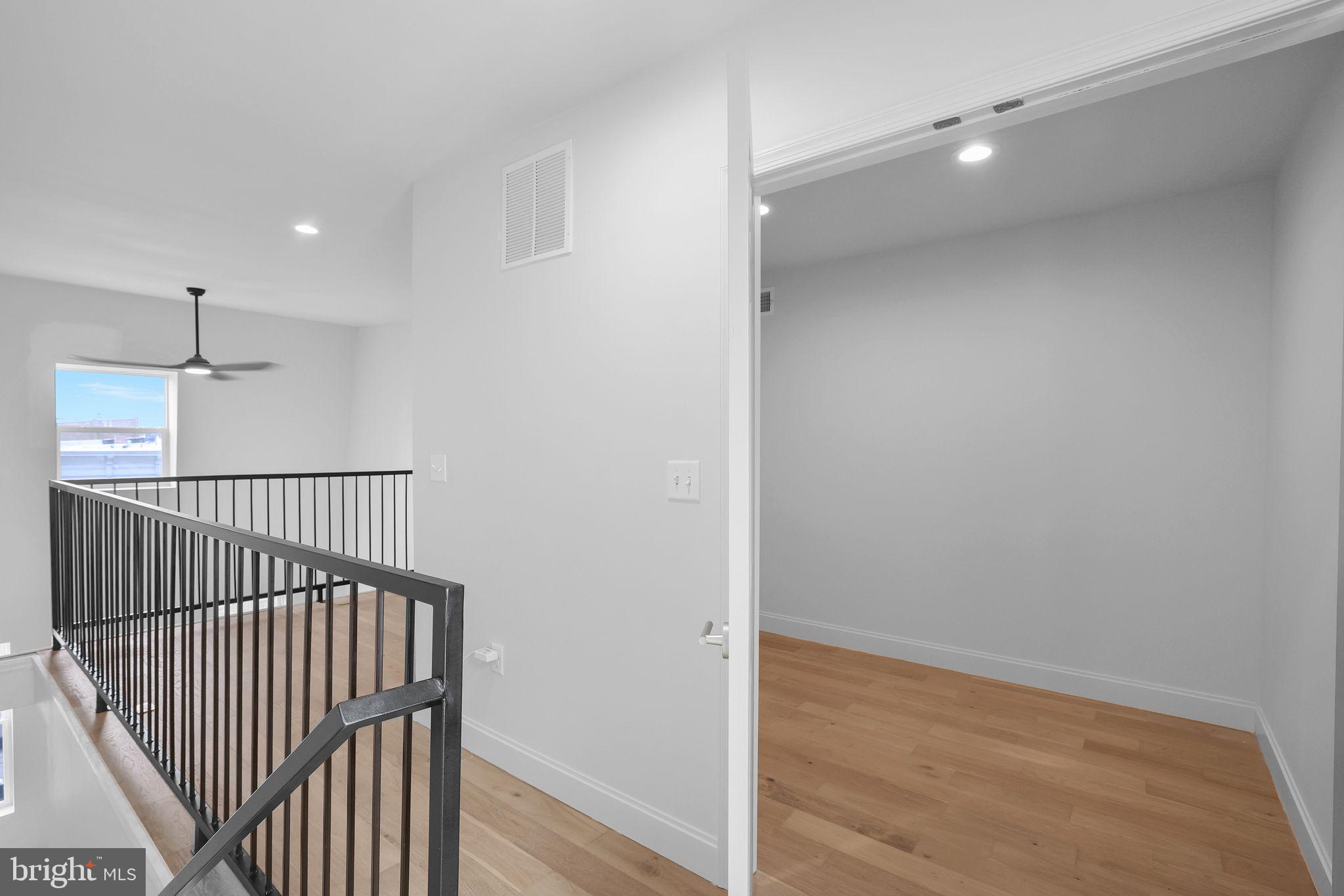 MOUNT CLARE - Residential