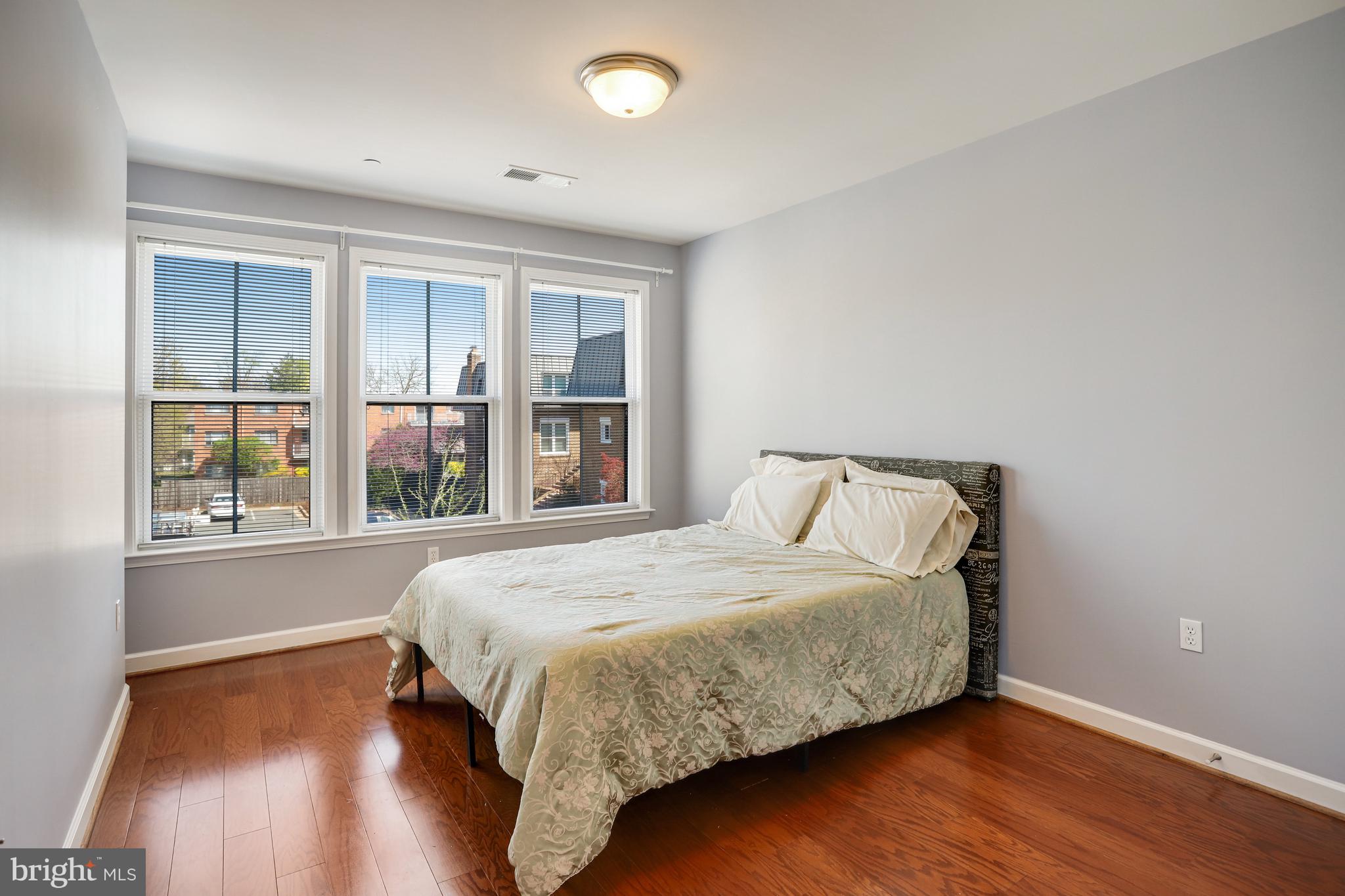 DOMINION HEIGHTS - Residential