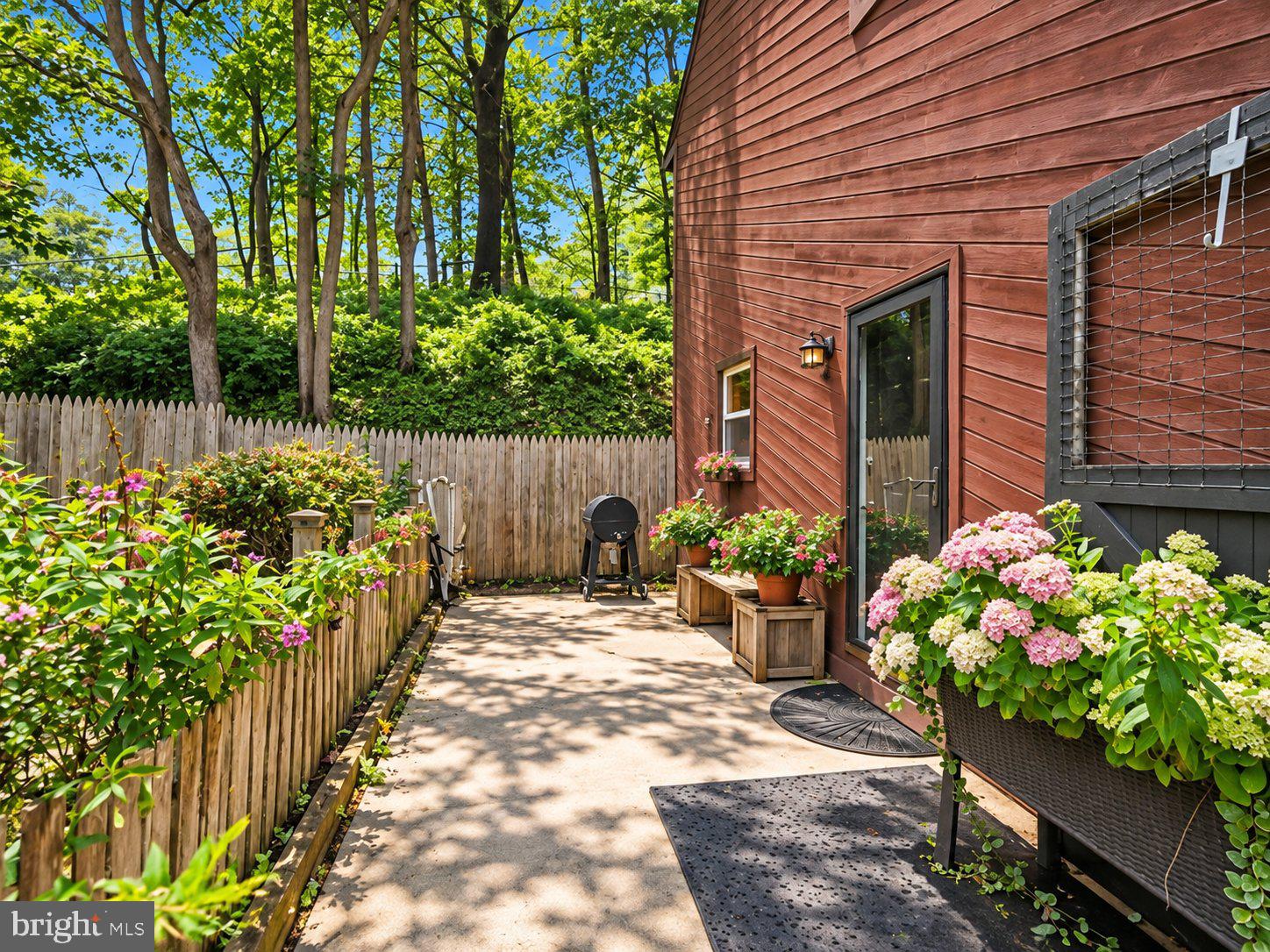 79 E HIGHLAND ROAD