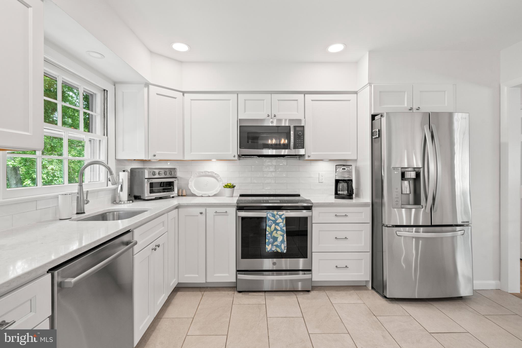 STRATFORD LANDING - Residential