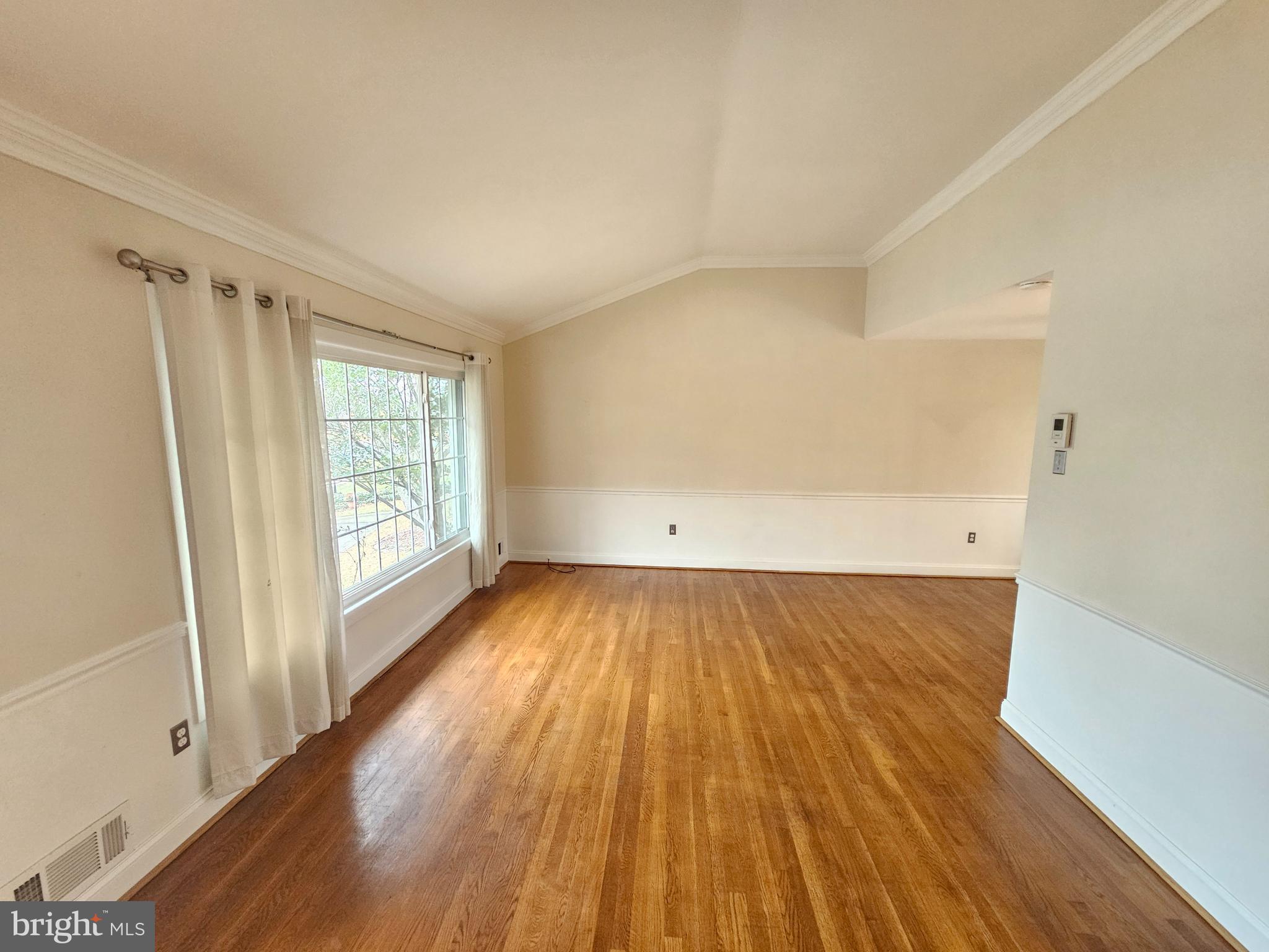 ASPEN HILL PARK - Residential Lease