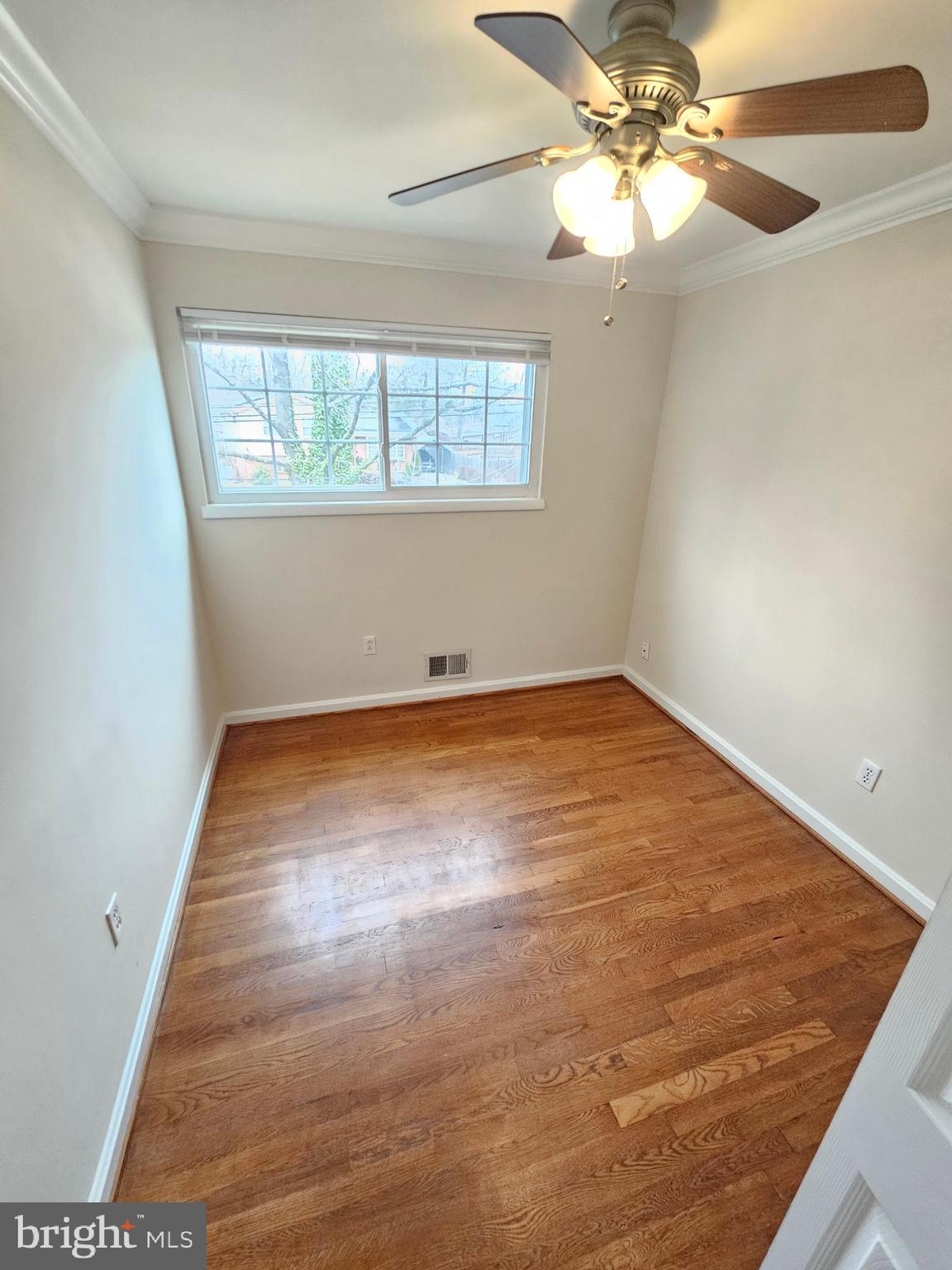 ASPEN HILL PARK - Residential Lease