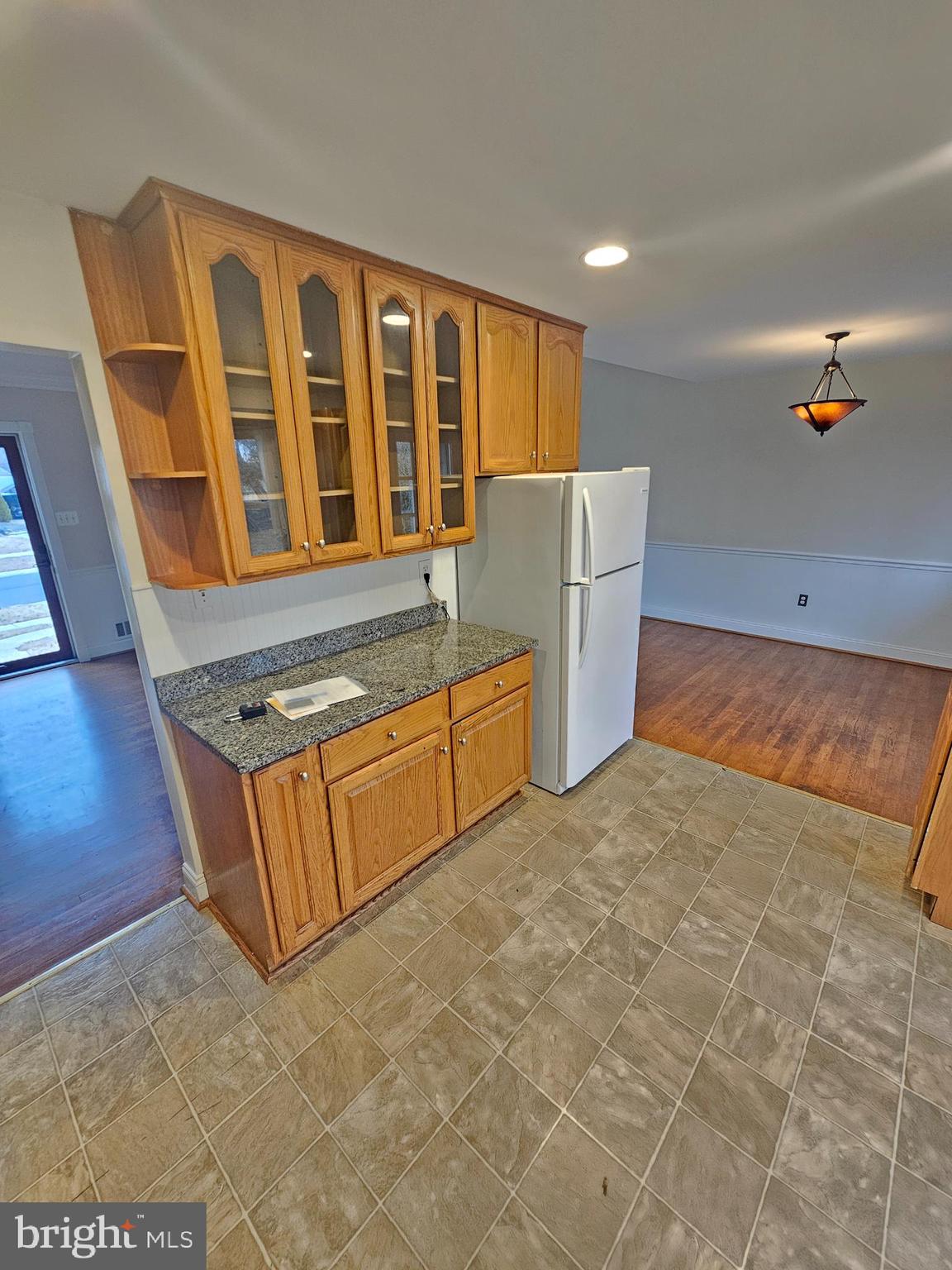 ASPEN HILL PARK - Residential Lease