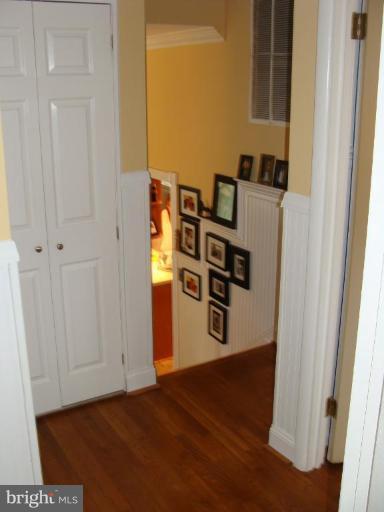 ASPEN HILL PARK - Residential Lease