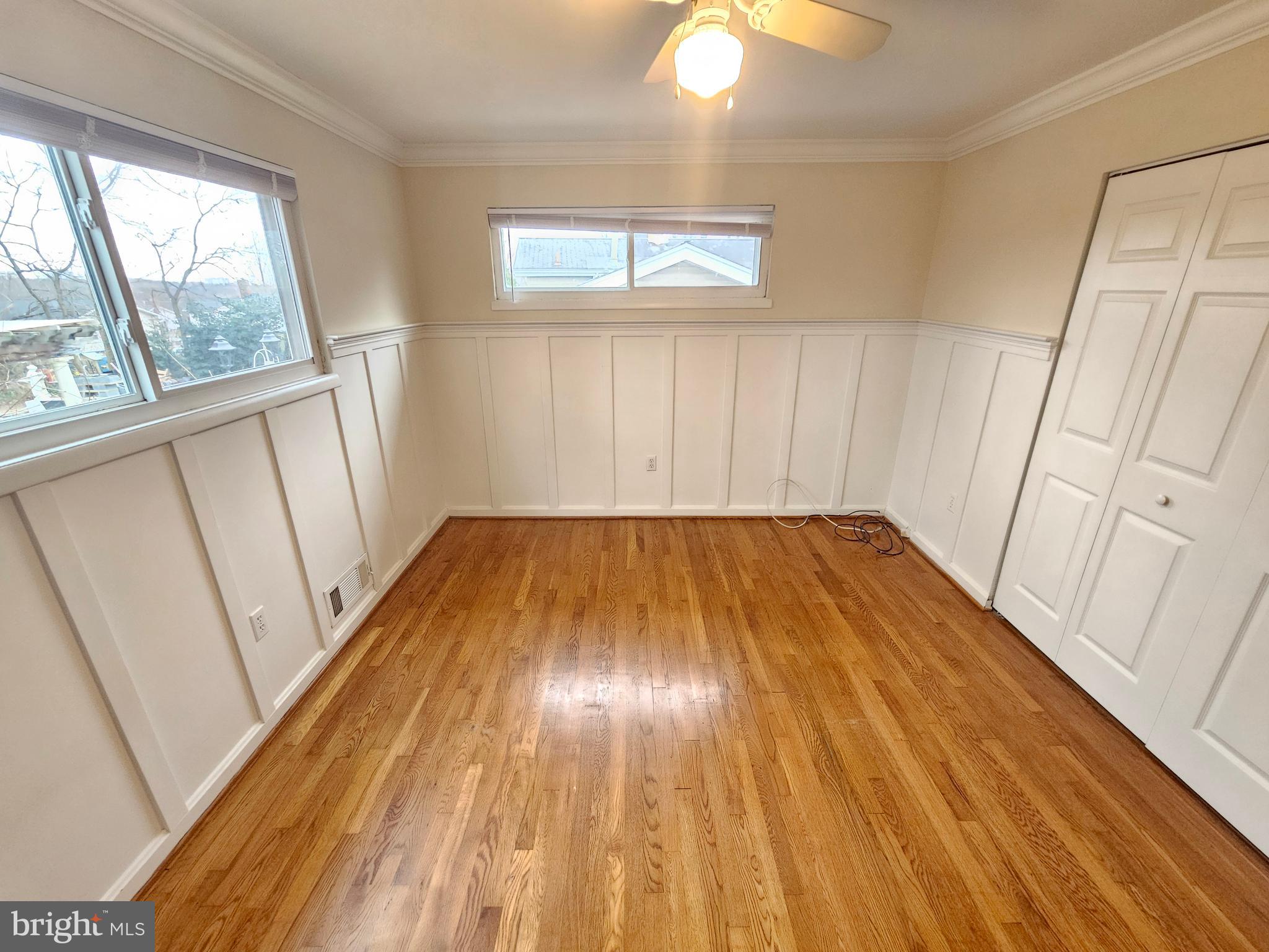 ASPEN HILL PARK - Residential Lease