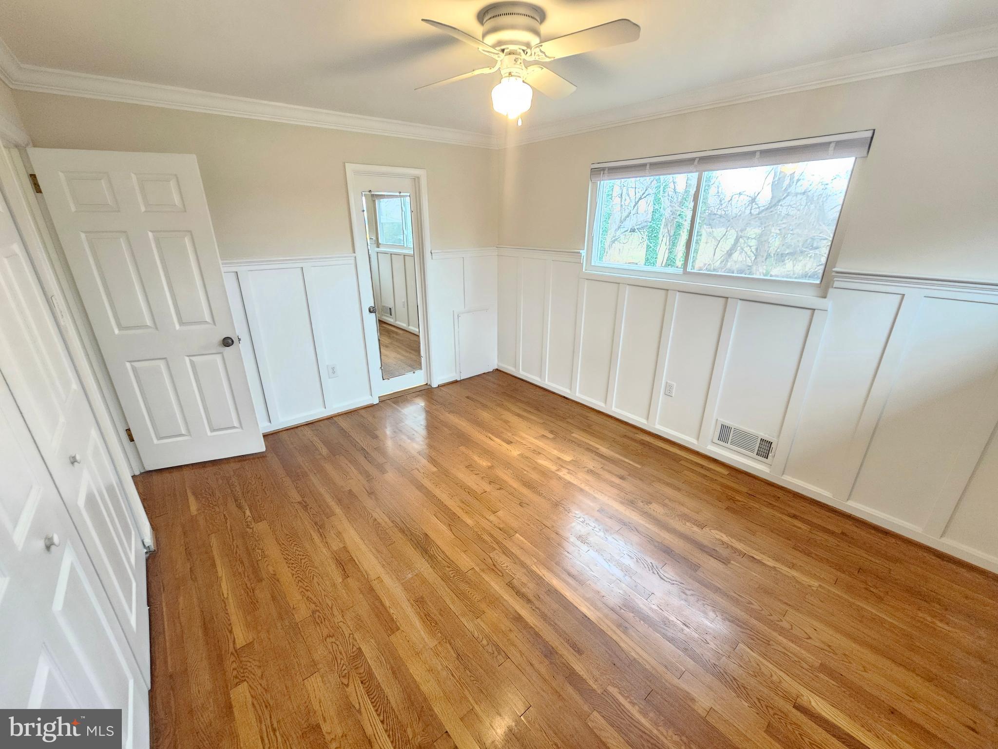 ASPEN HILL PARK - Residential Lease