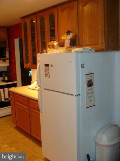 ASPEN HILL PARK - Residential Lease