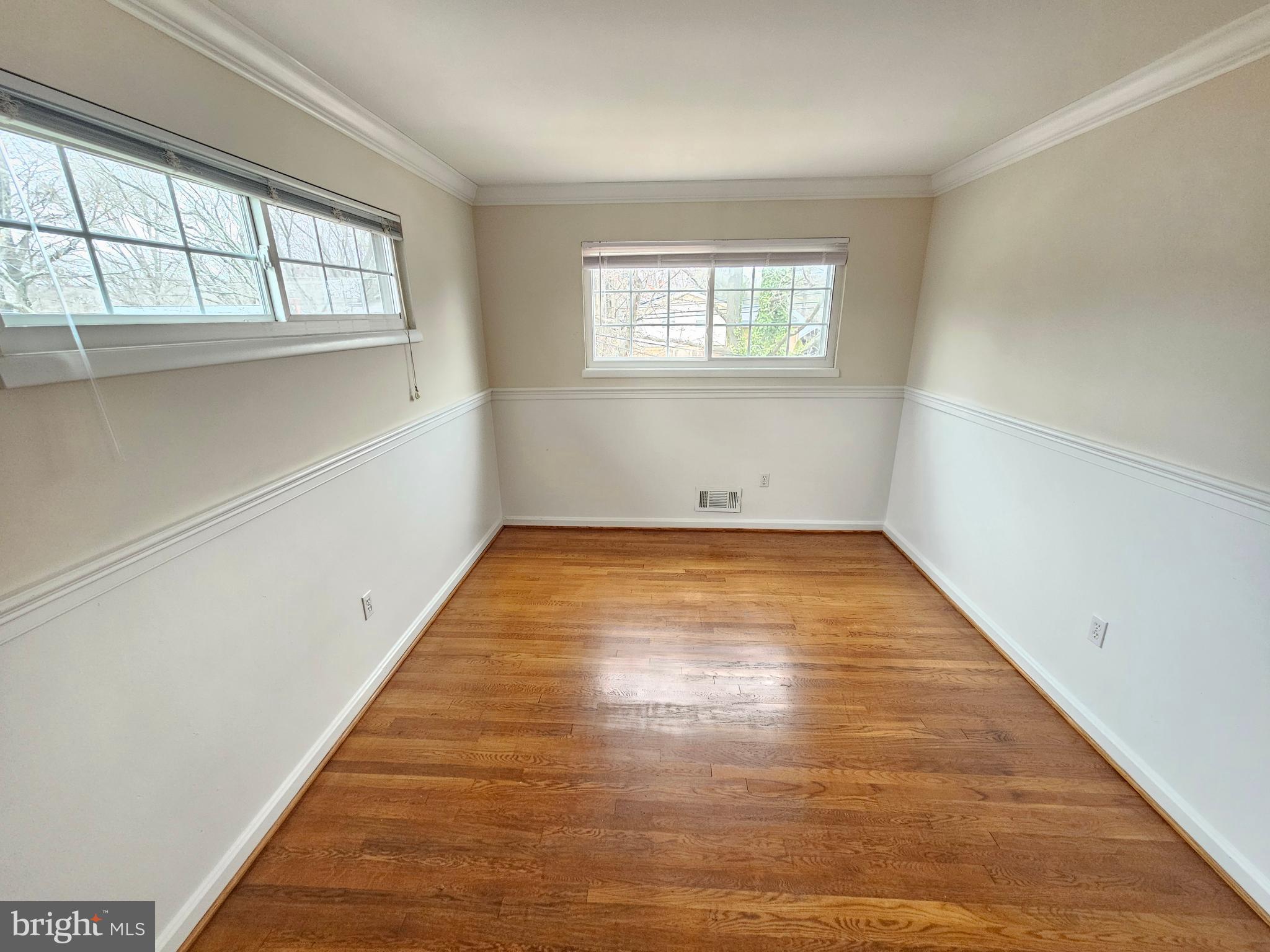 ASPEN HILL PARK - Residential Lease