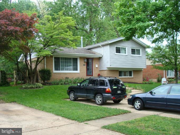 ASPEN HILL PARK - Residential Lease