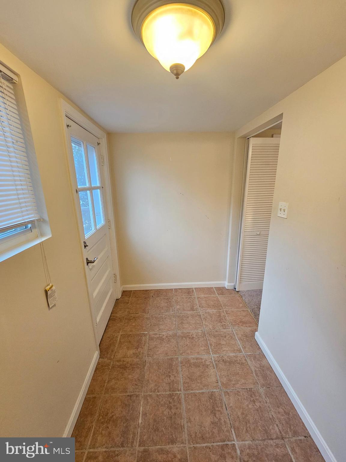 ASPEN HILL PARK - Residential Lease