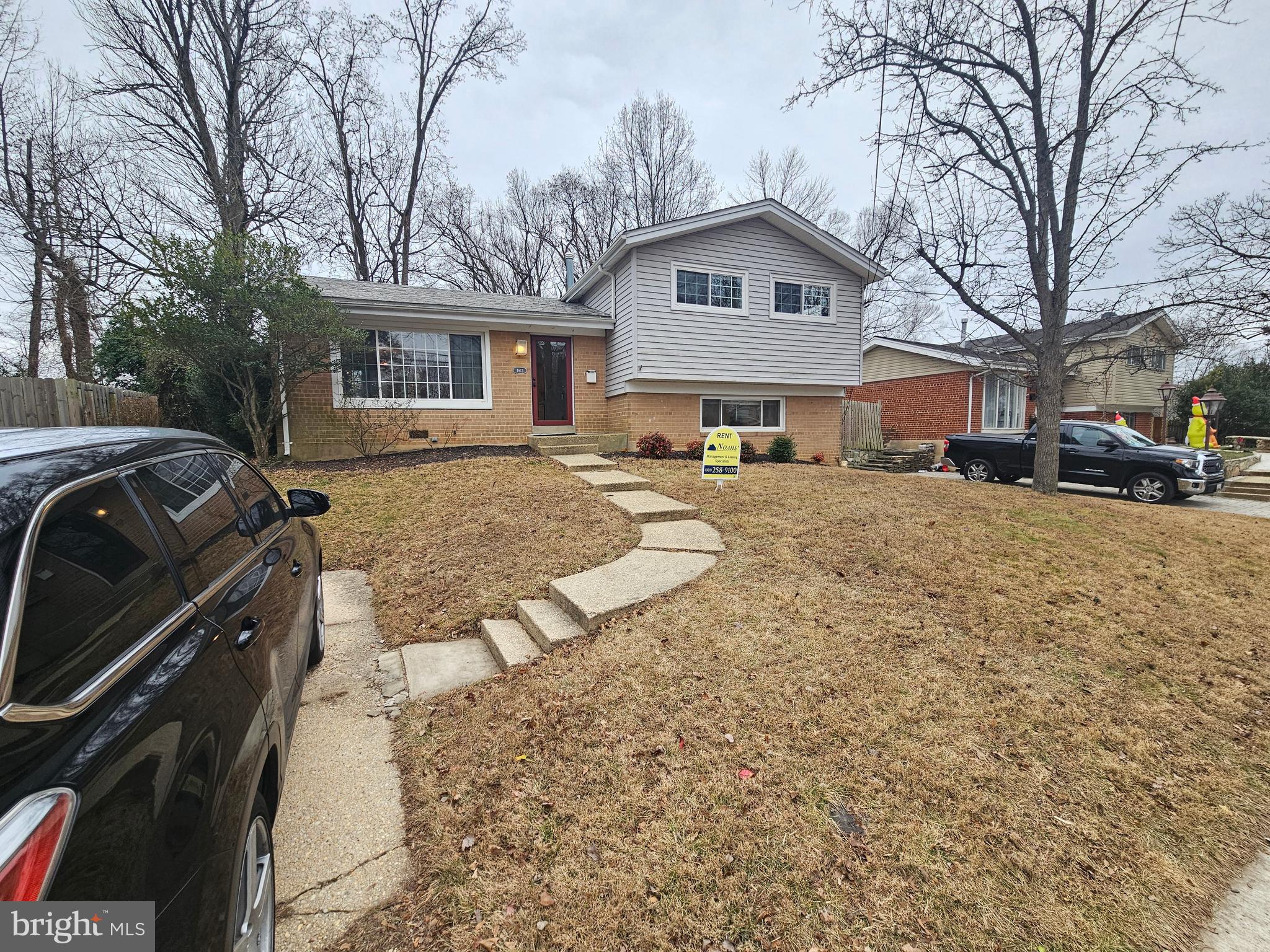 ASPEN HILL PARK - Residential Lease