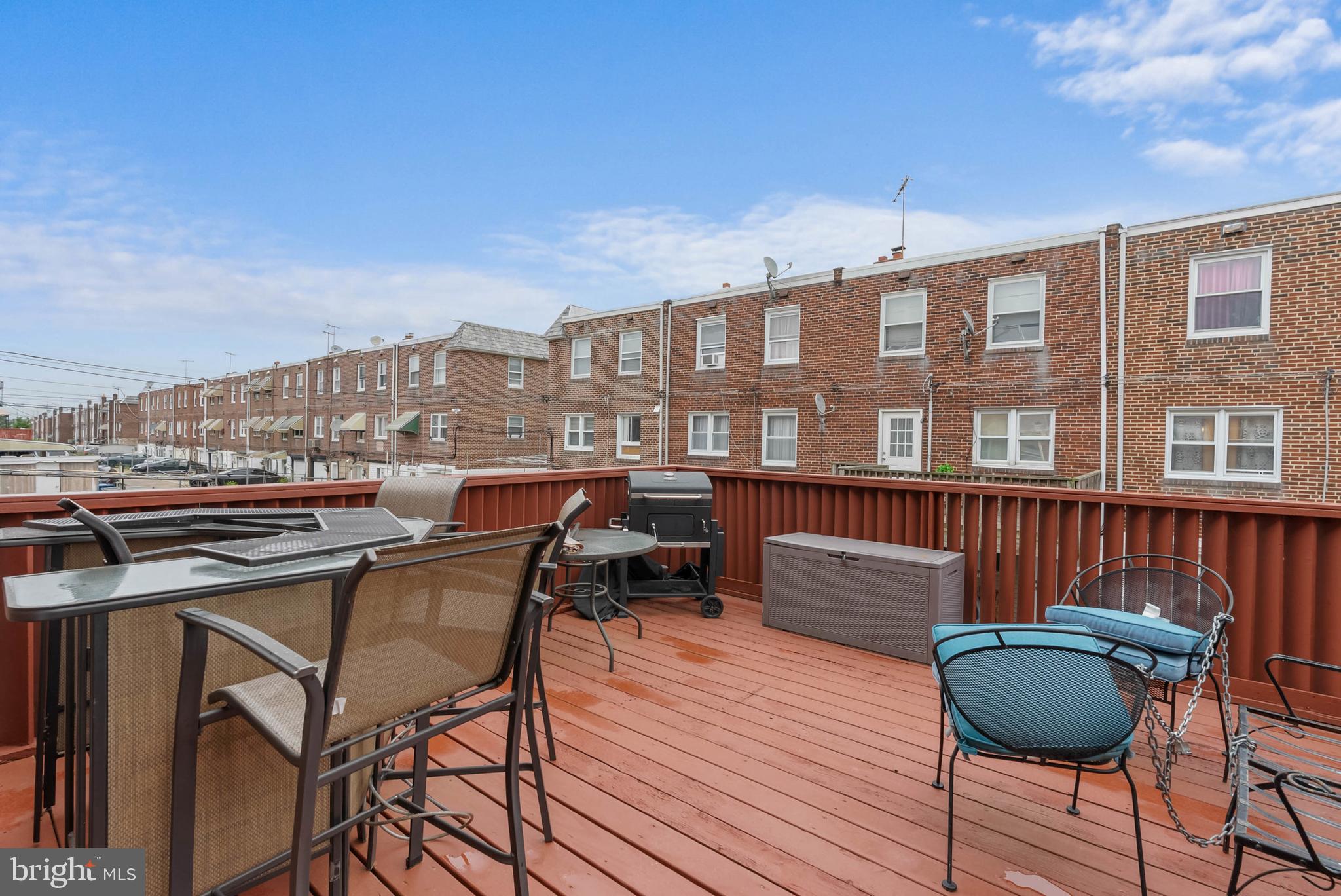 MAYFAIR - Residential