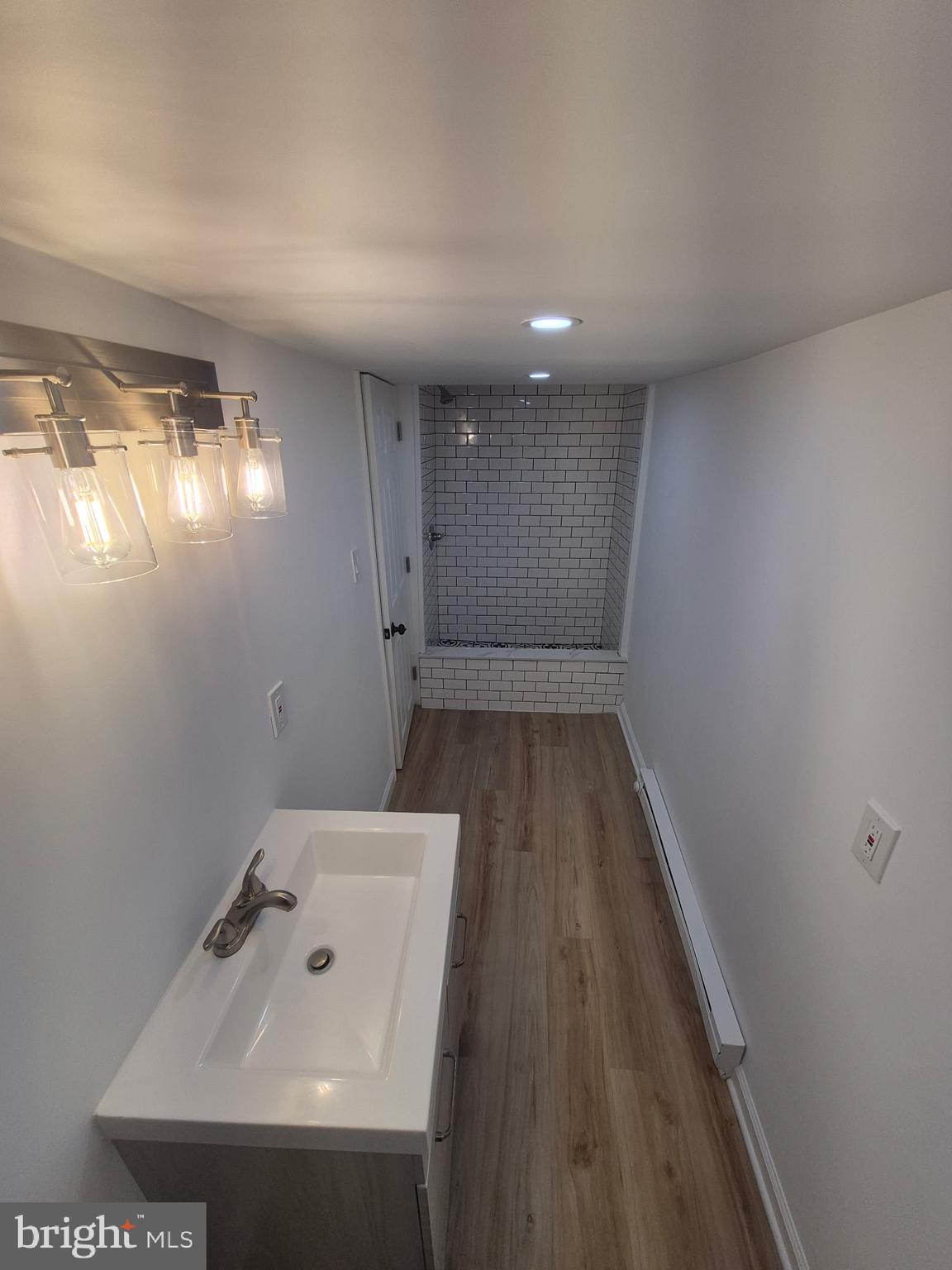 TACONY - Residential Lease