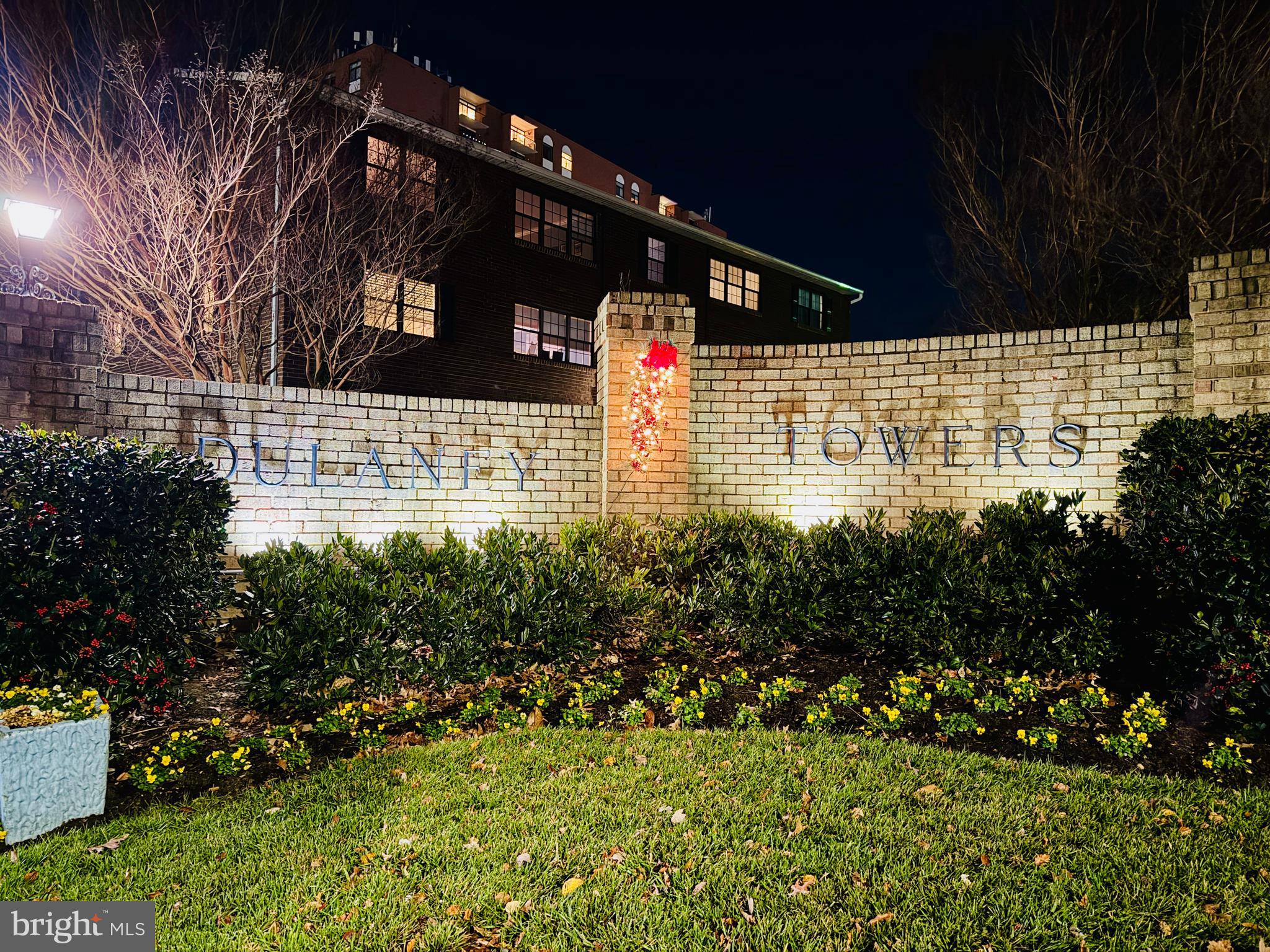 DULANEY TOWERS - Residential