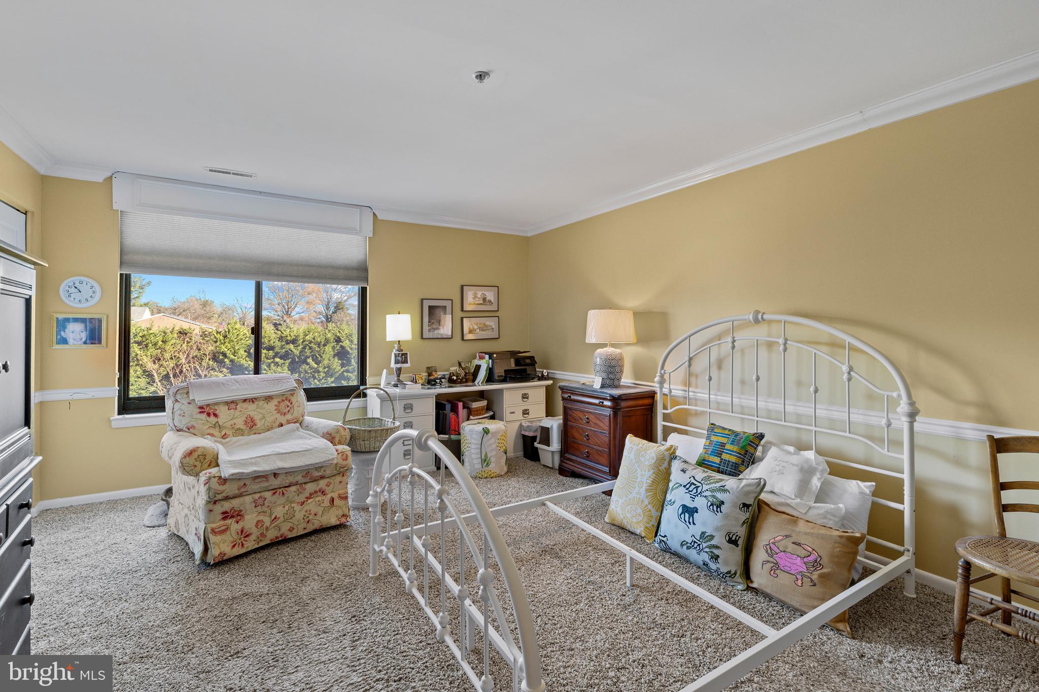 DULANEY TOWERS - Residential