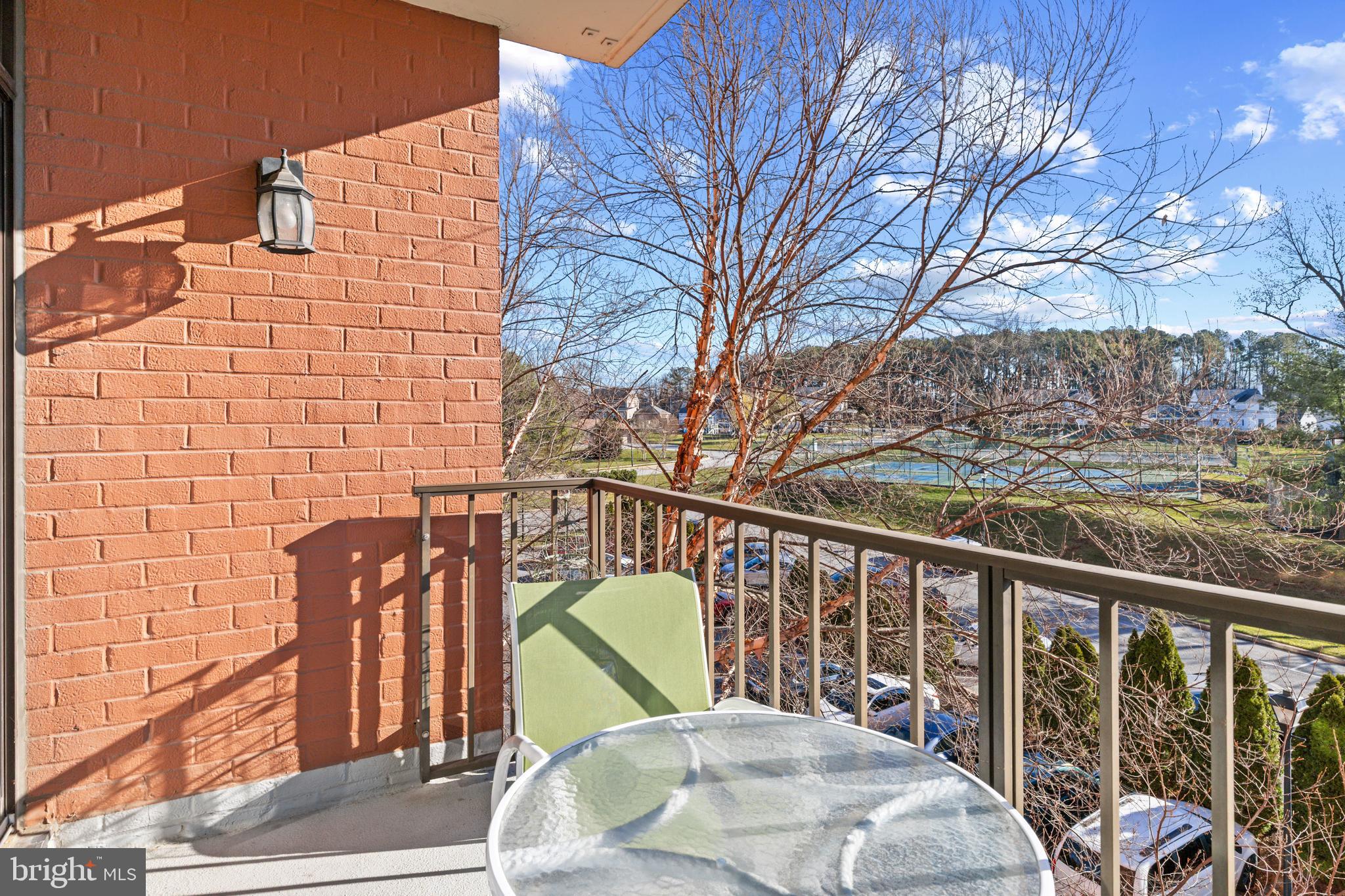 DULANEY TOWERS - Residential