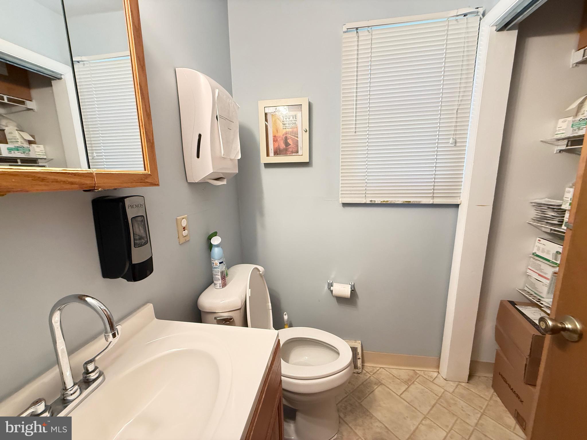 ACADEMY GARDENS - Residential