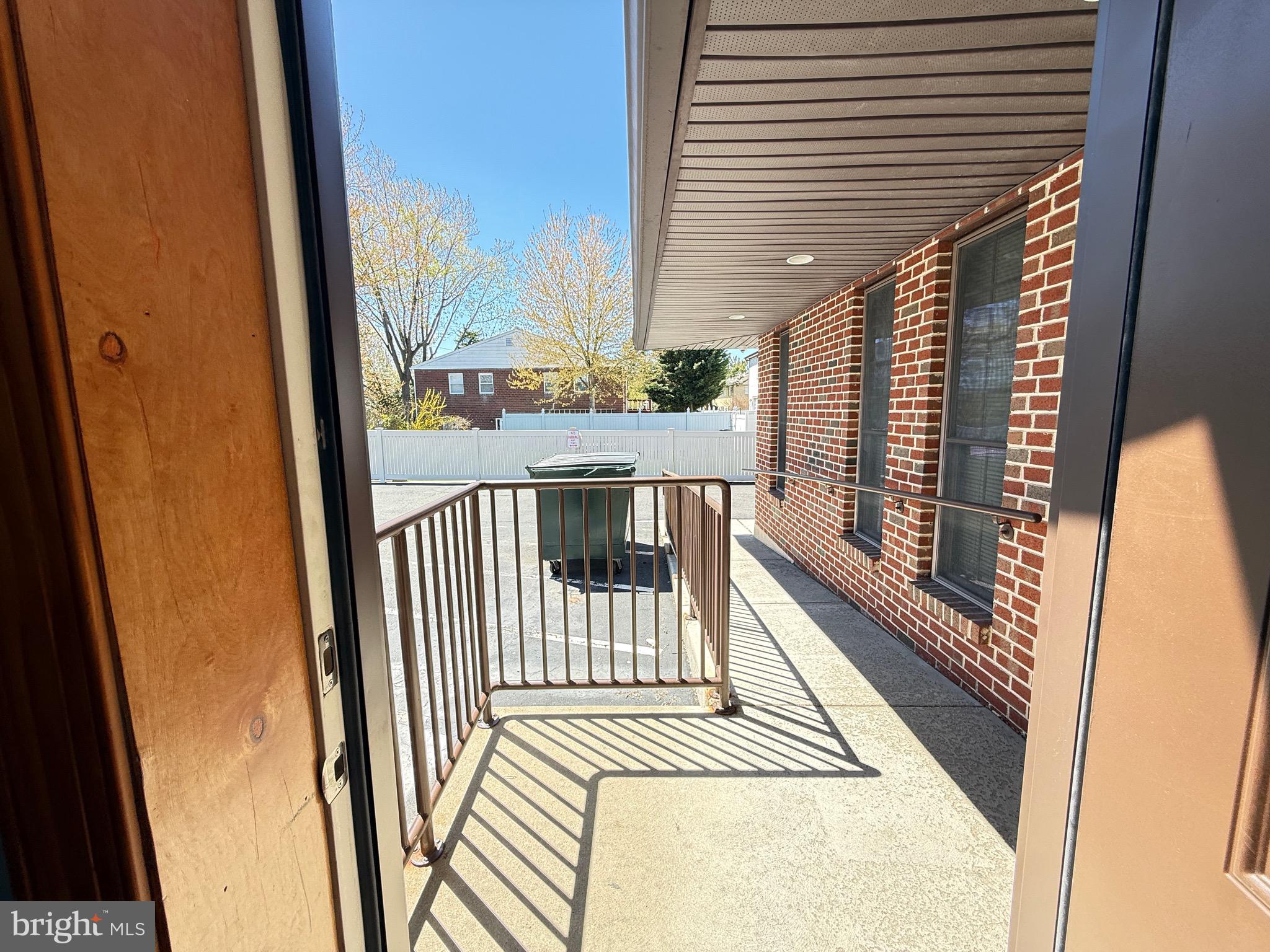 ACADEMY GARDENS - Residential