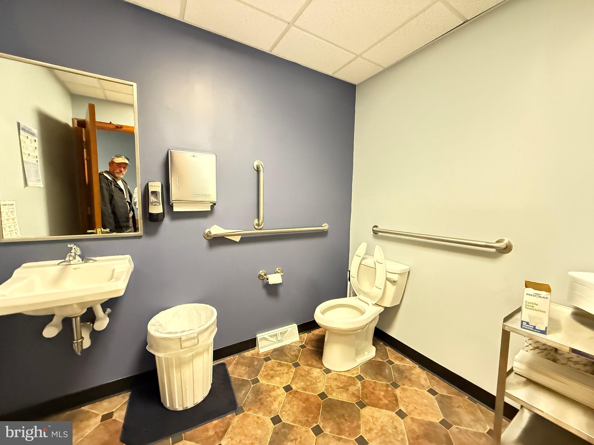 ACADEMY GARDENS - Residential