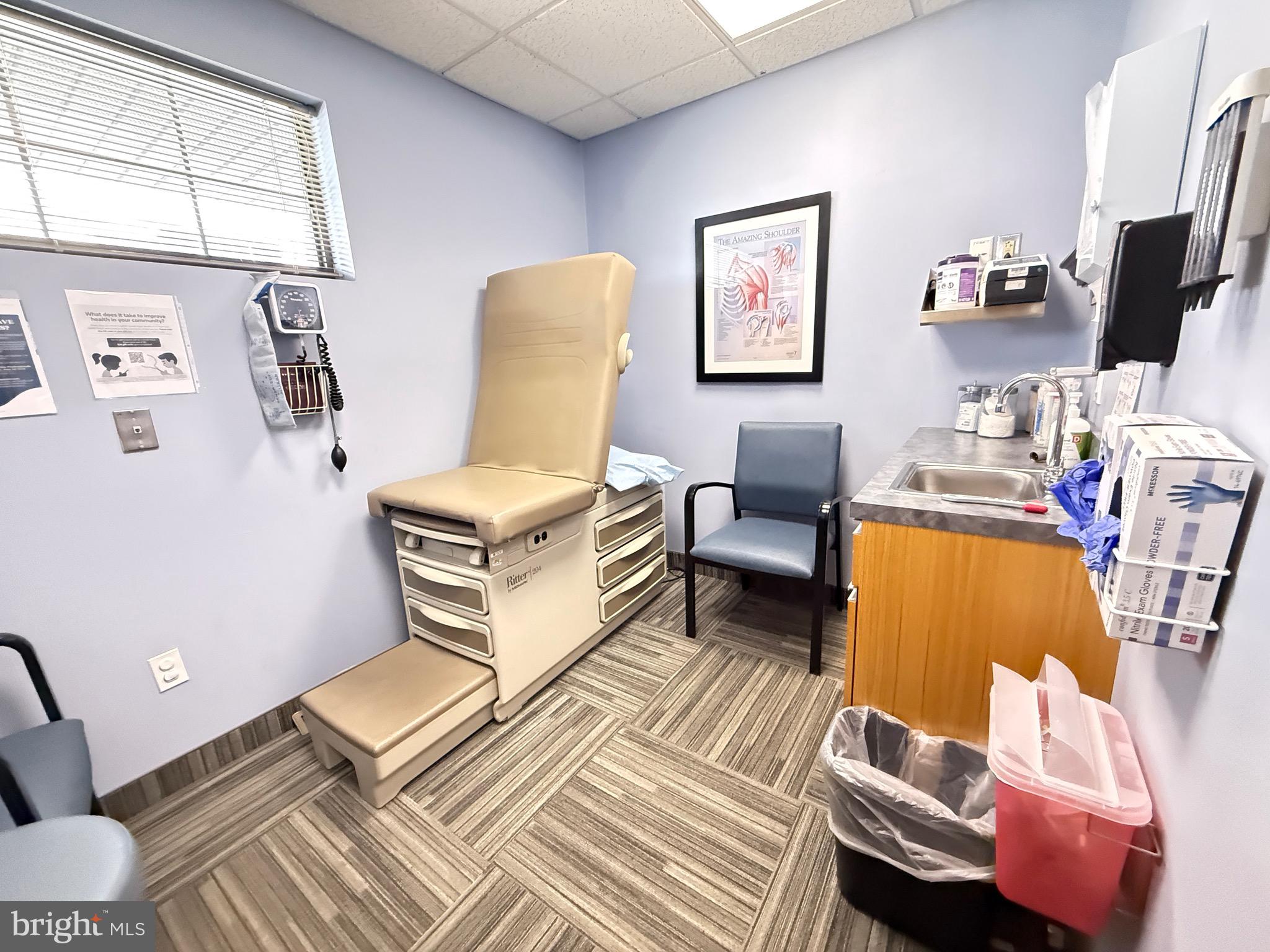 ACADEMY GARDENS - Residential