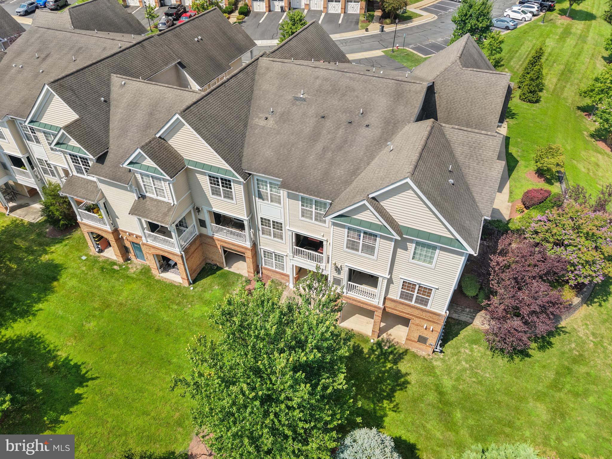 RIDGES AT BELMONT - Residential