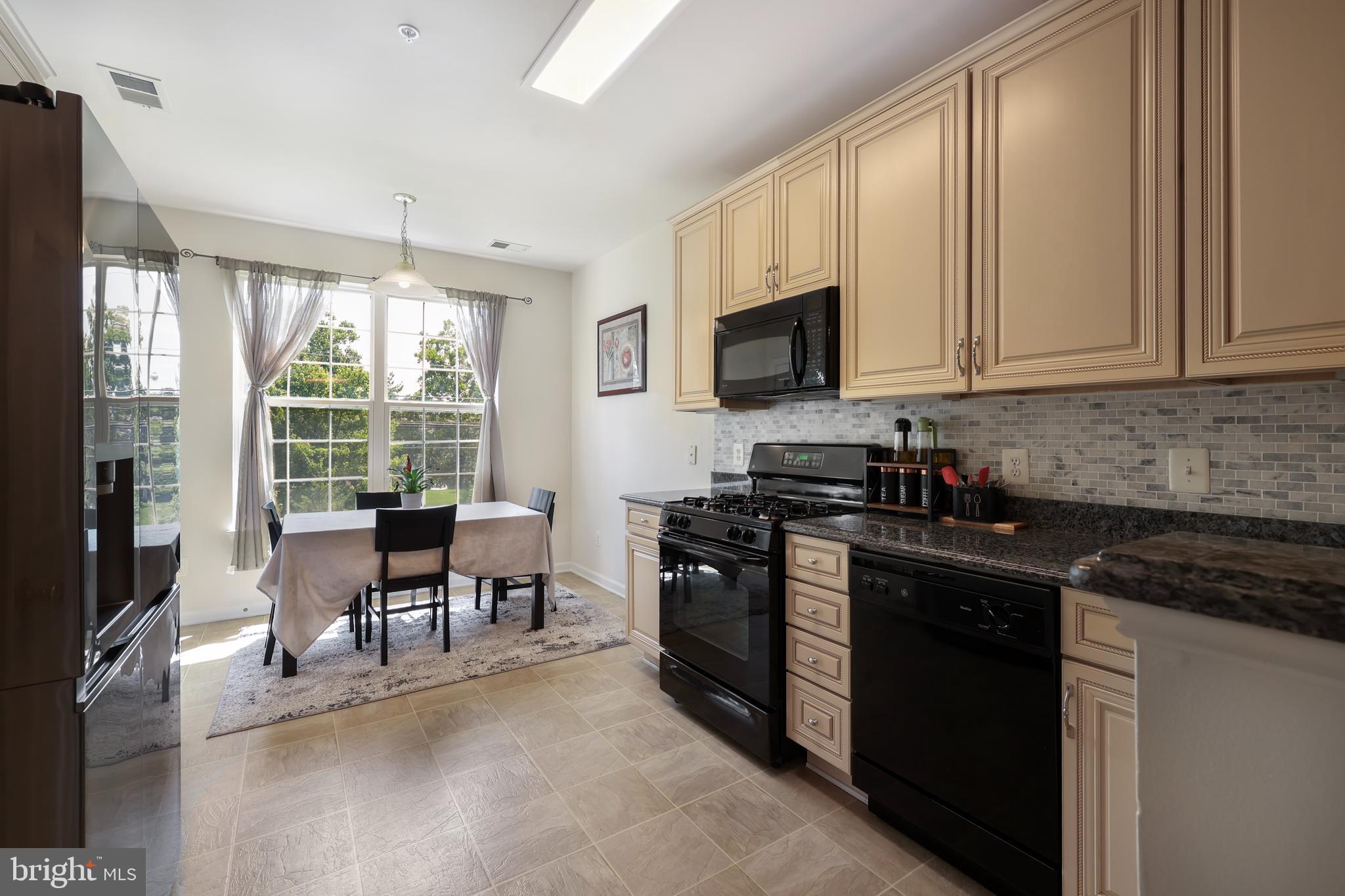 RIDGES AT BELMONT - Residential