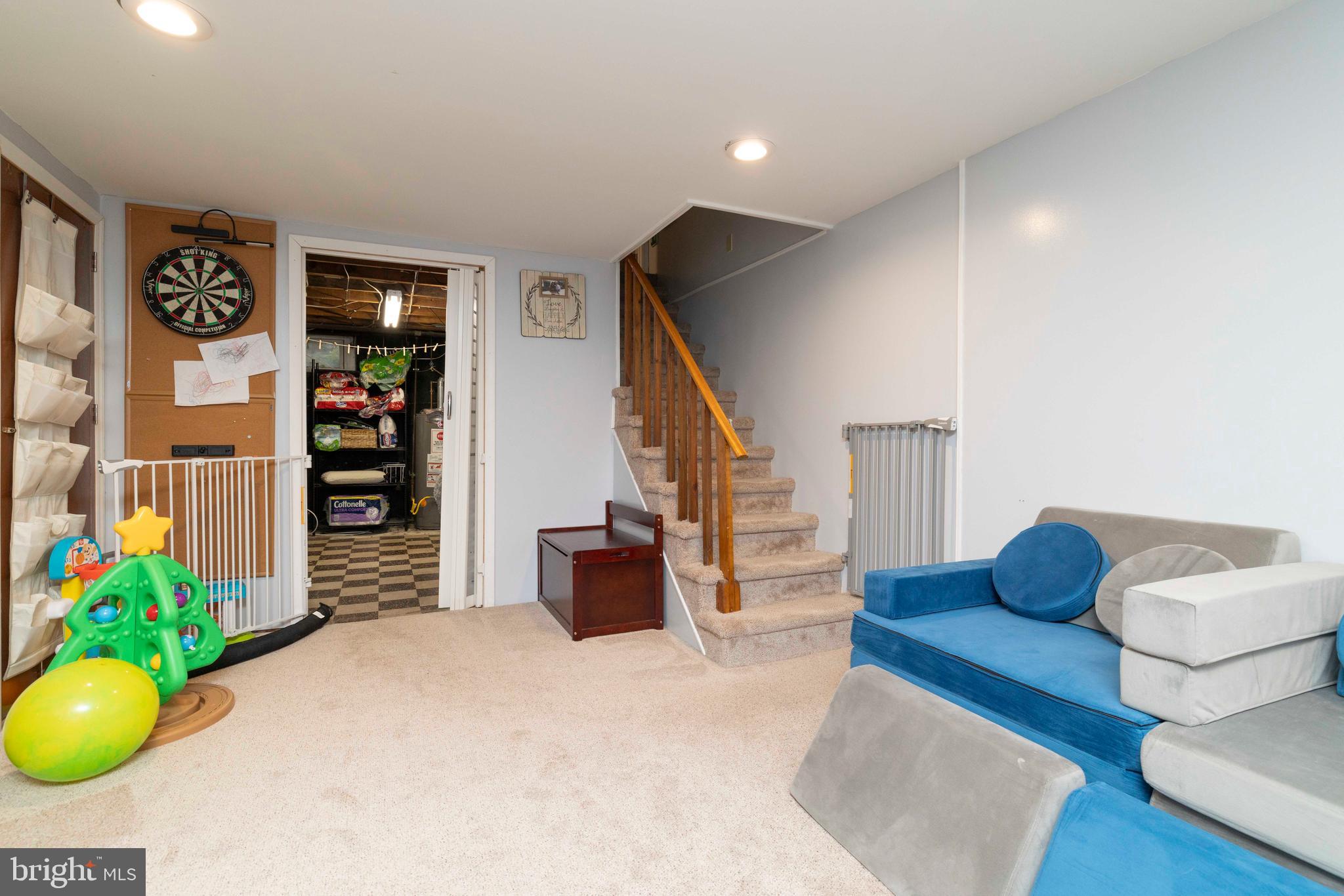 ABINGTON WOODS - Residential