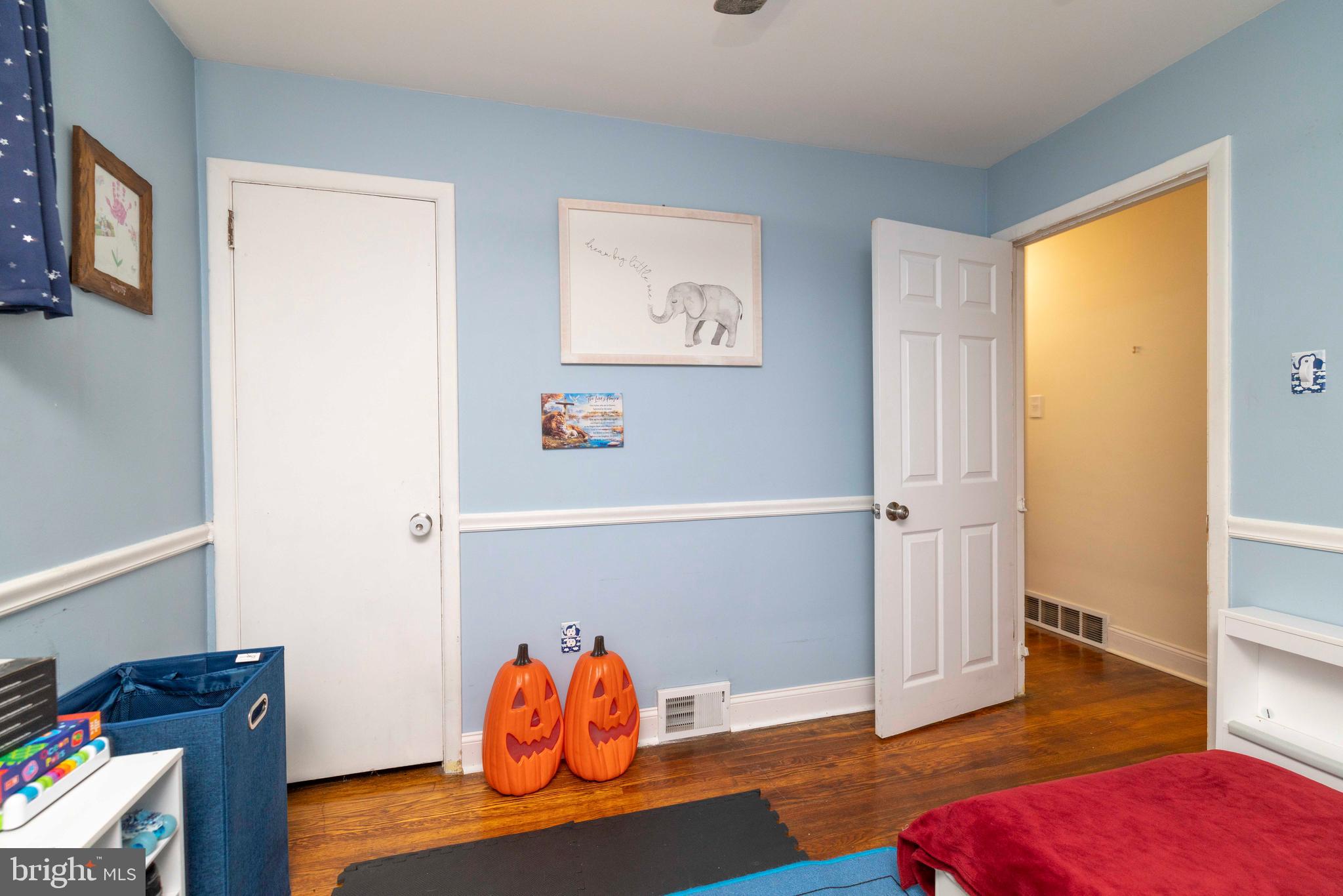 ABINGTON WOODS - Residential