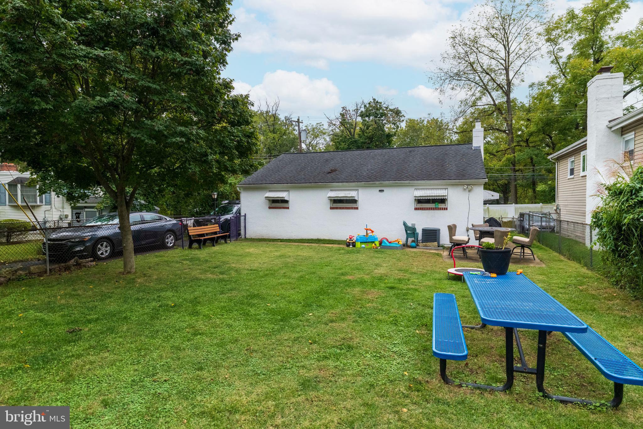 ABINGTON WOODS - Residential