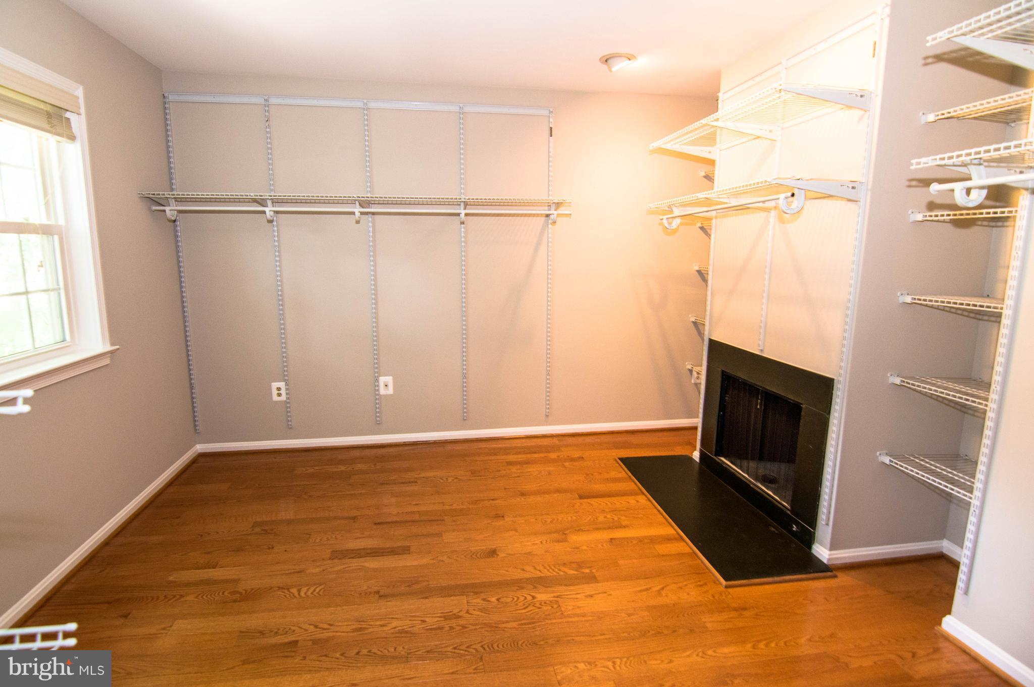 WOLF TRAP WOODS - Residential Lease