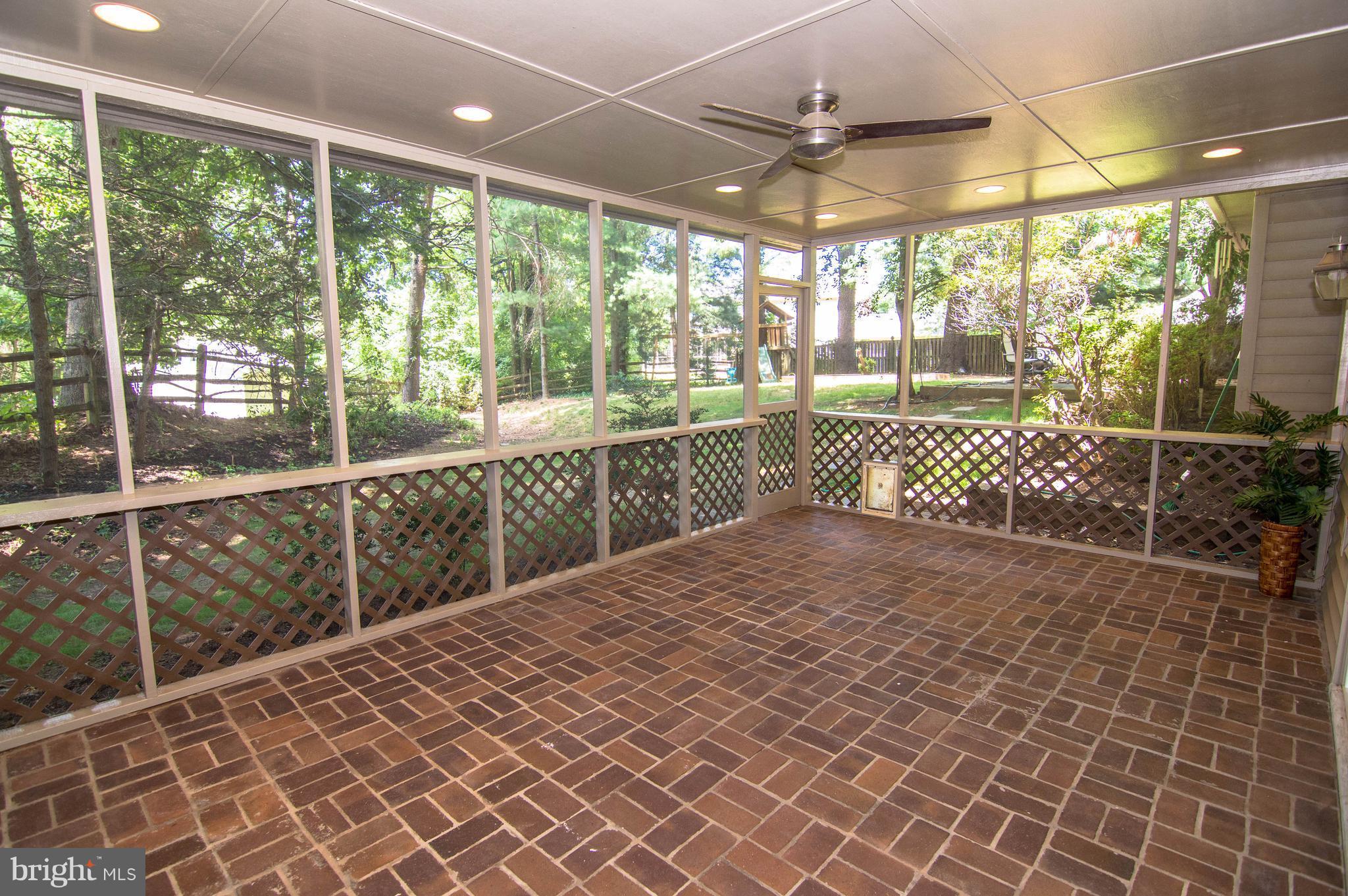 WOLF TRAP WOODS - Residential Lease