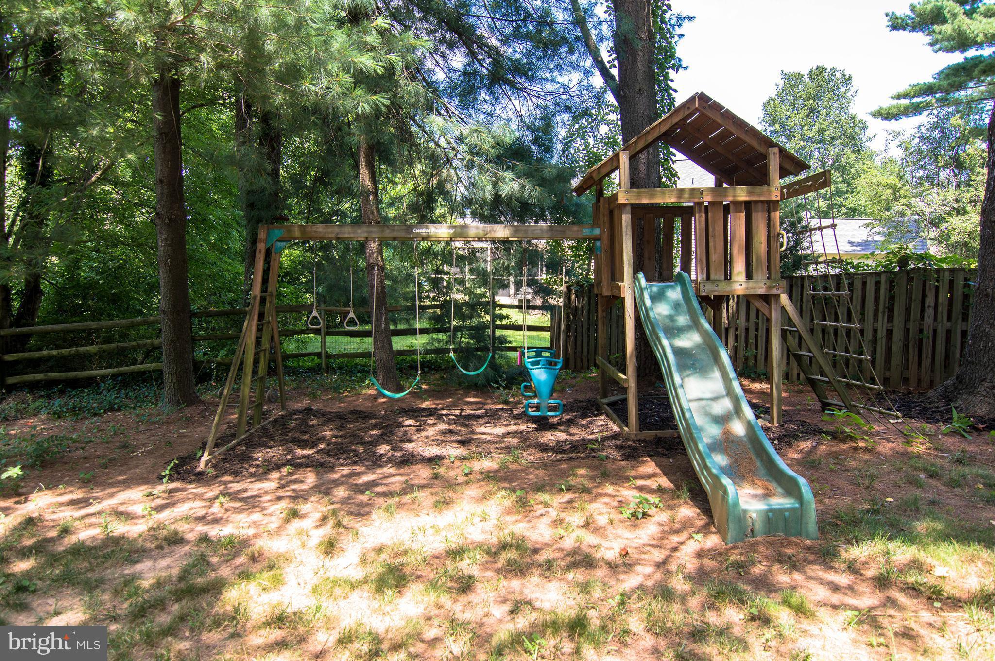 WOLF TRAP WOODS - Residential Lease