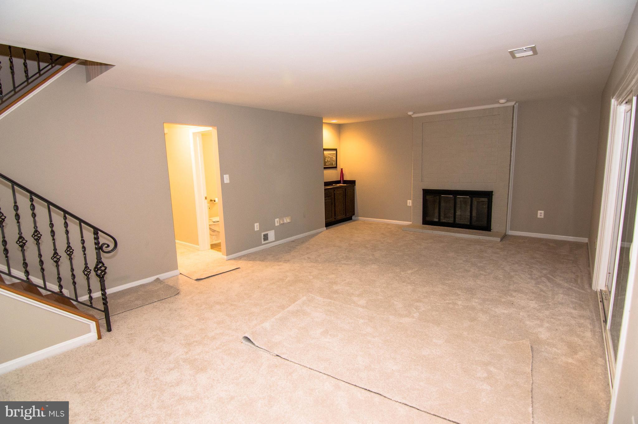 WOLF TRAP WOODS - Residential Lease