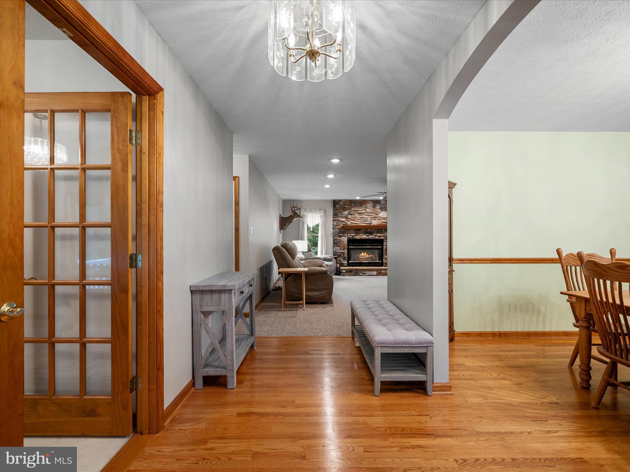 237 WHITE LANE