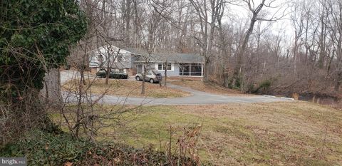 7364 OCEAN GATEWAY EASTON MD 21601