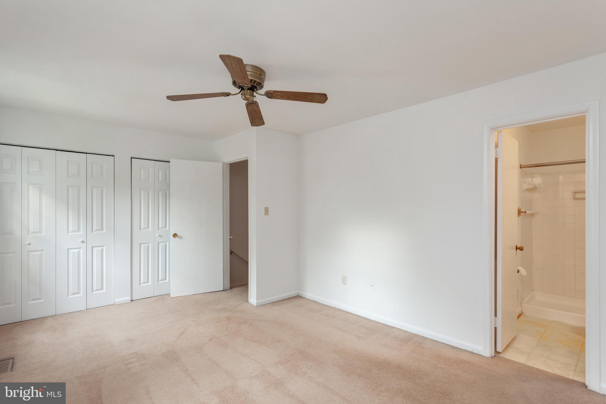 CROFTON MEWS CONDO - Residential